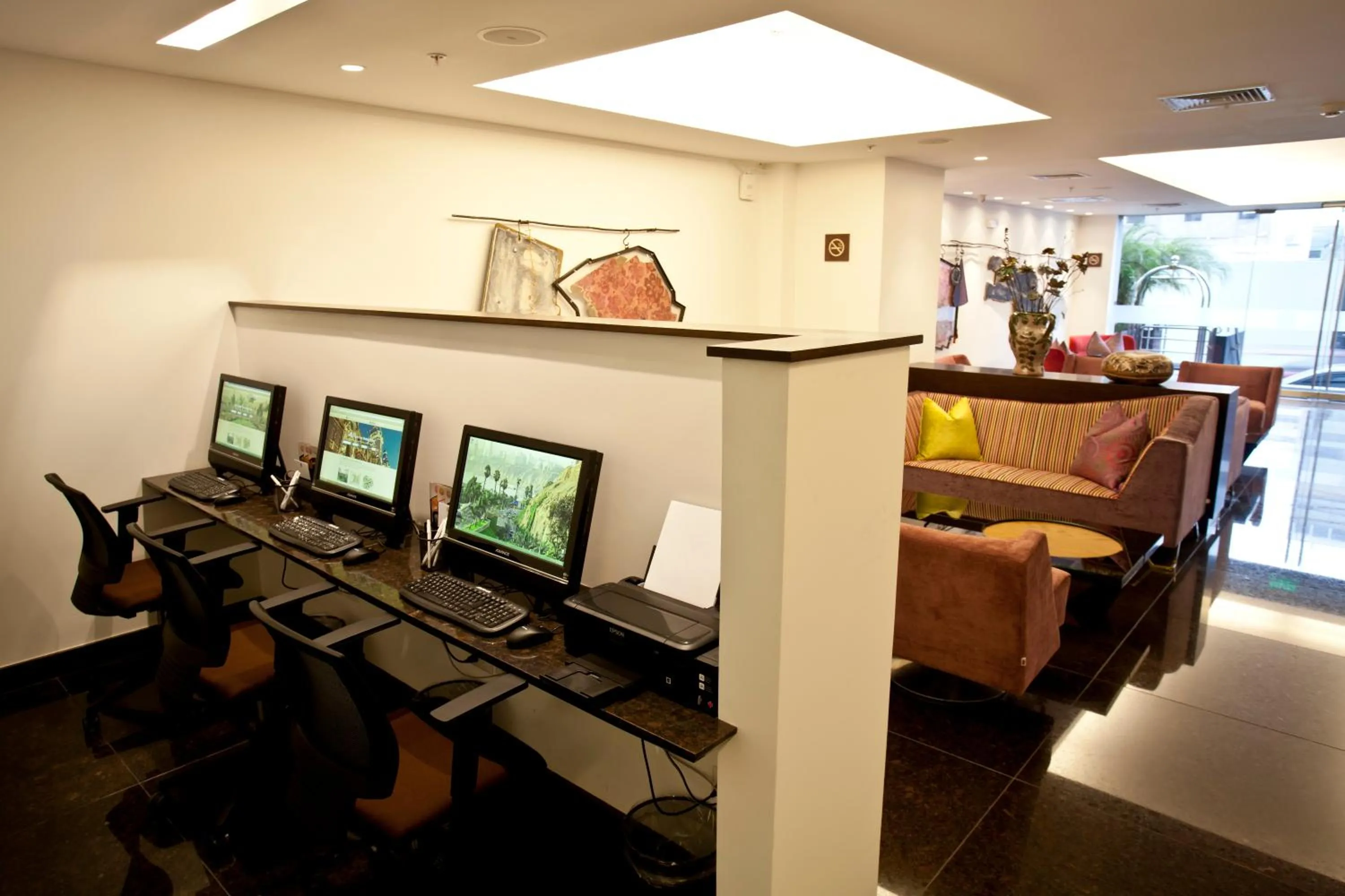 TV and multimedia in Tierra Viva Miraflores Larco