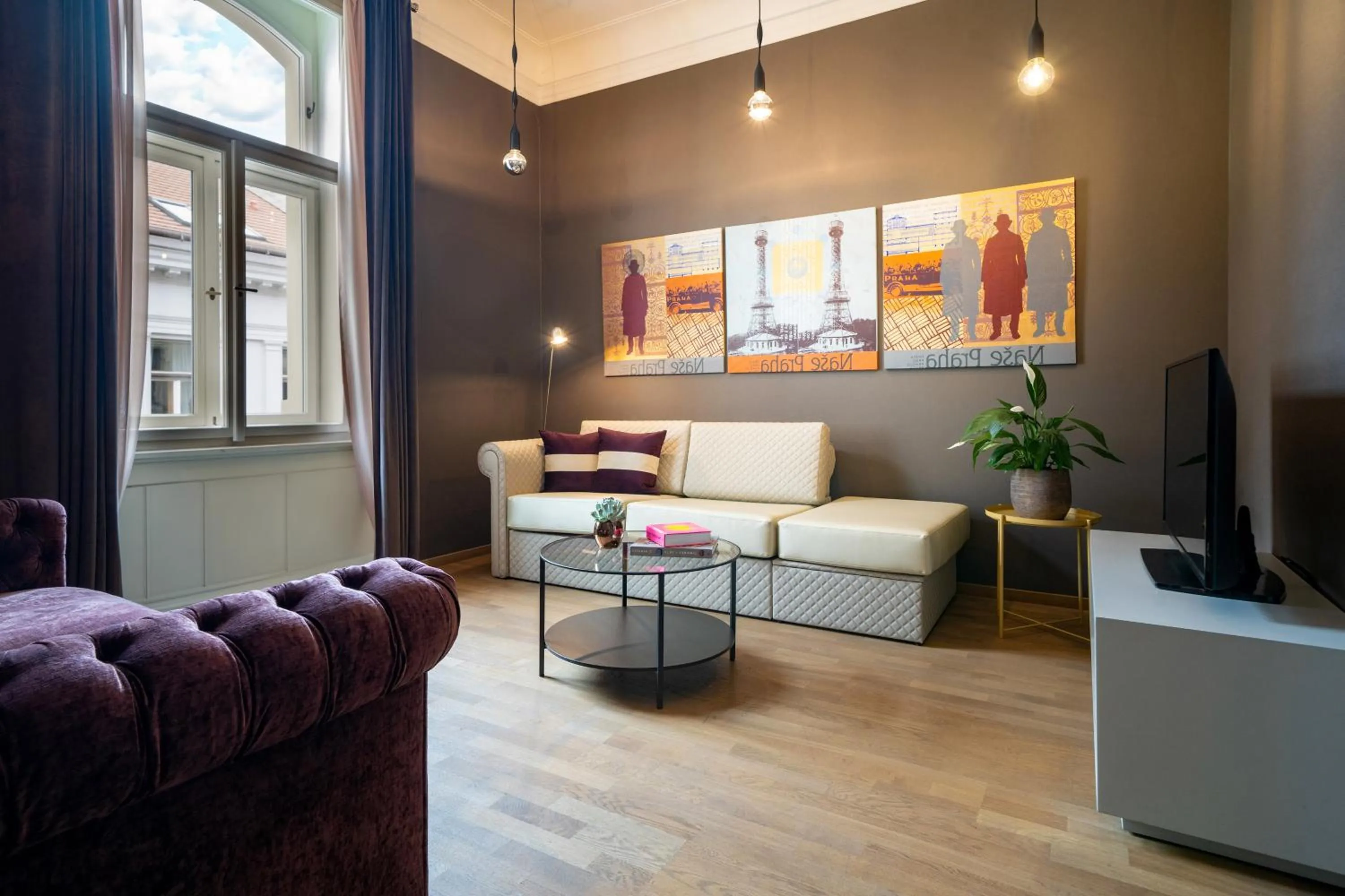 Communal lounge/ TV room in INNSiDE by Meliá Prague Old Town