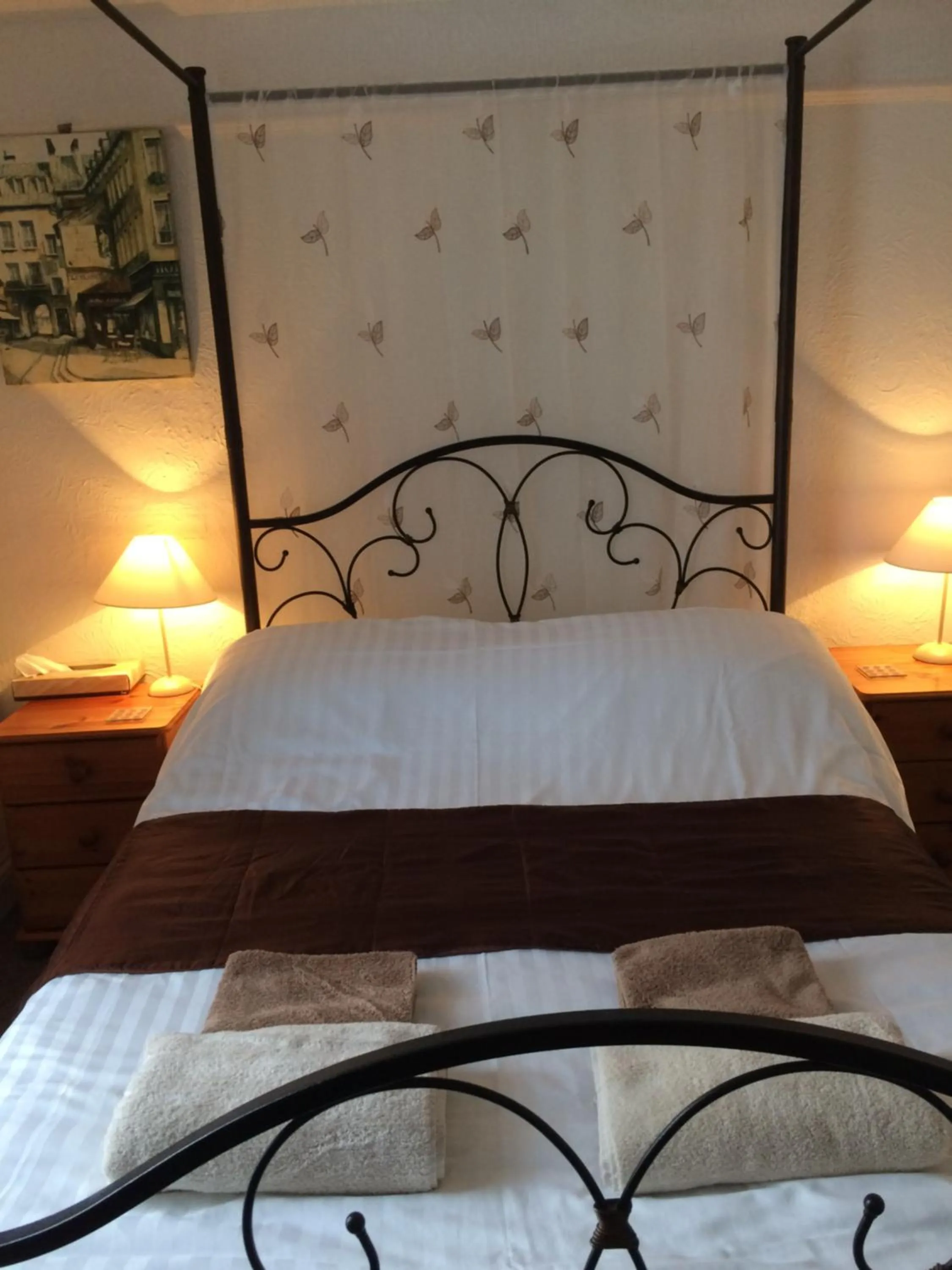 Bed in The Haldon Guest House