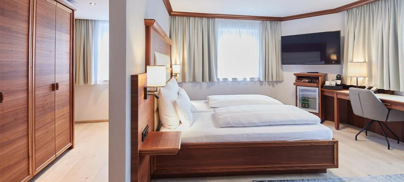 Bed in Hotel EDELWEISS Berchtesgaden Superior