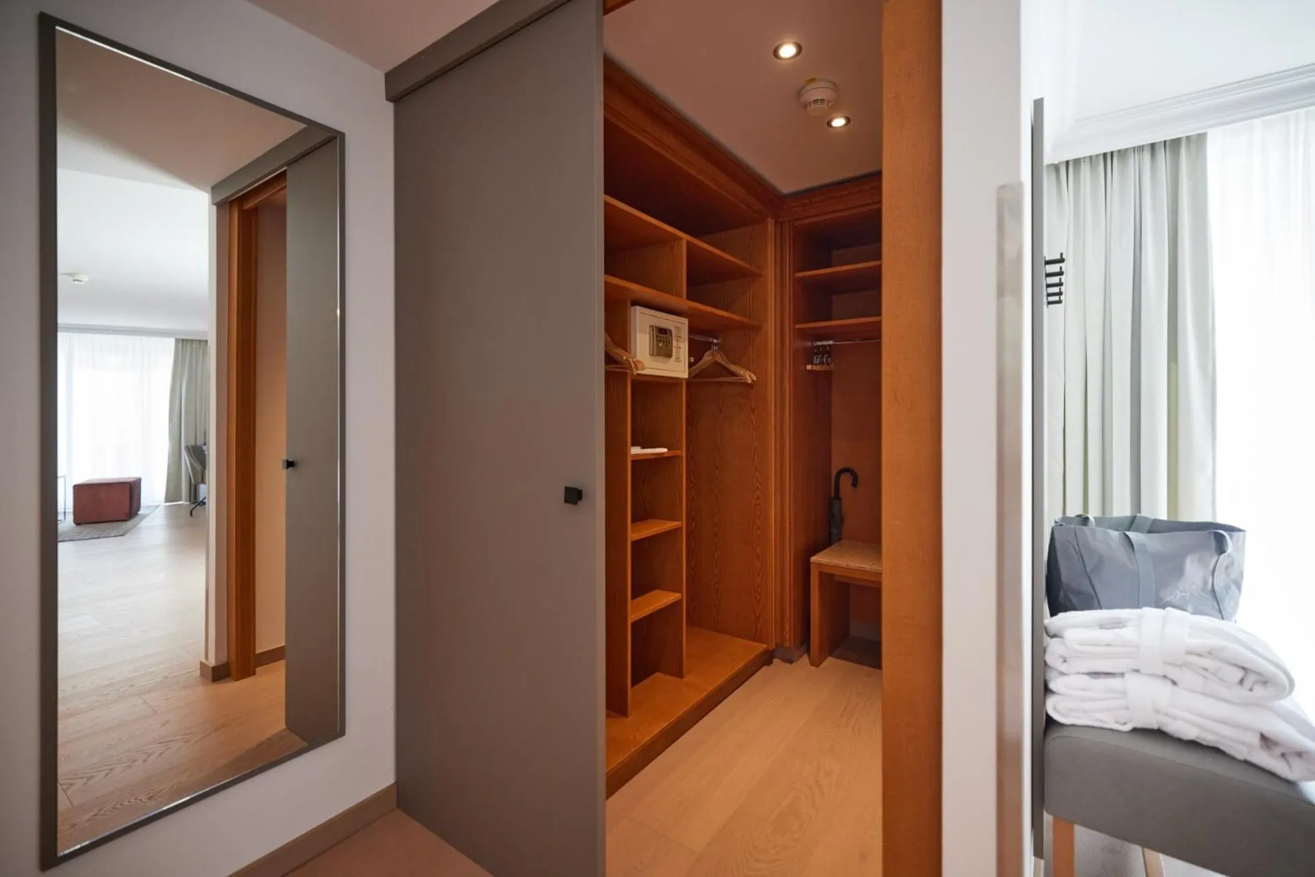 Bed in Hotel EDELWEISS Berchtesgaden Superior