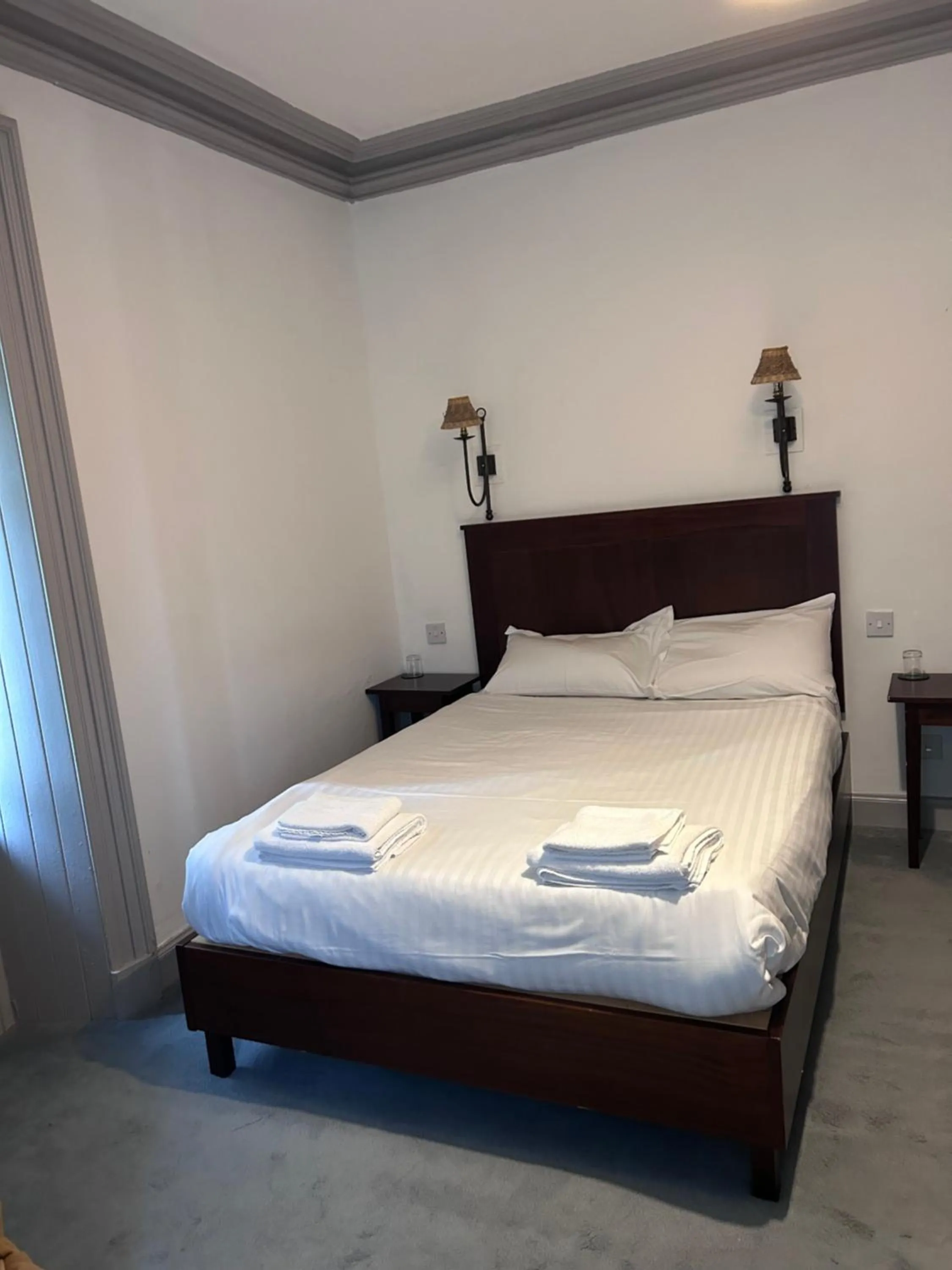 Bedroom, Bed in The Lodge on the Loch by OYO