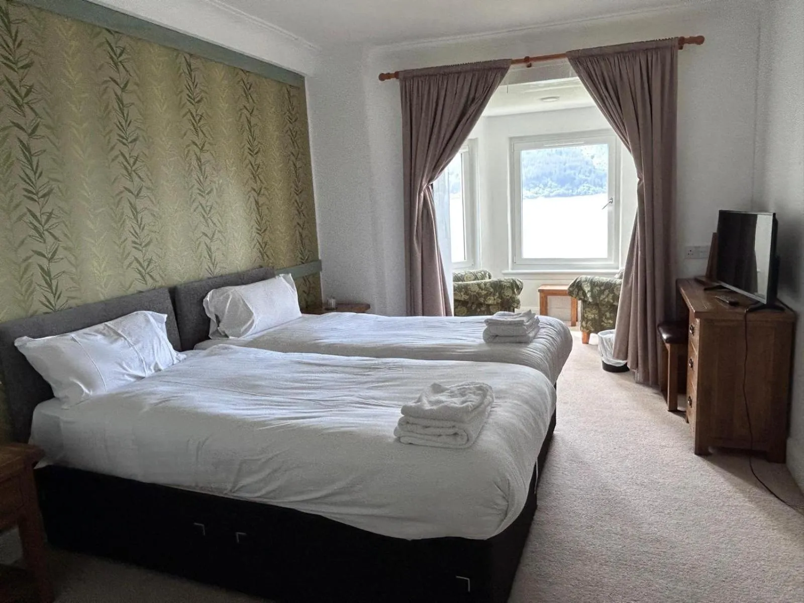 Bedroom, Bed in The Lodge on the Loch by OYO