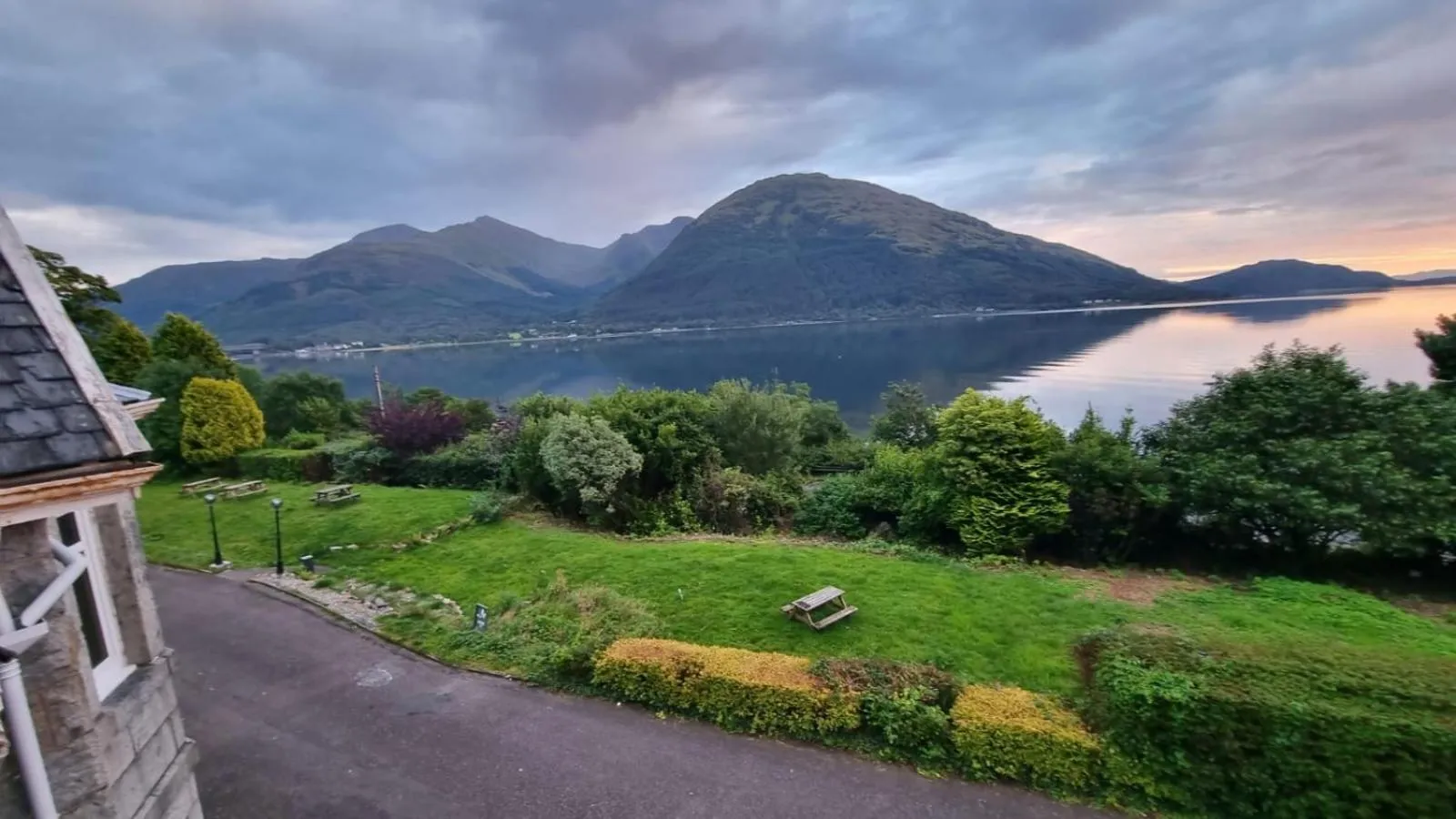 Garden in The Lodge on the Loch by OYO