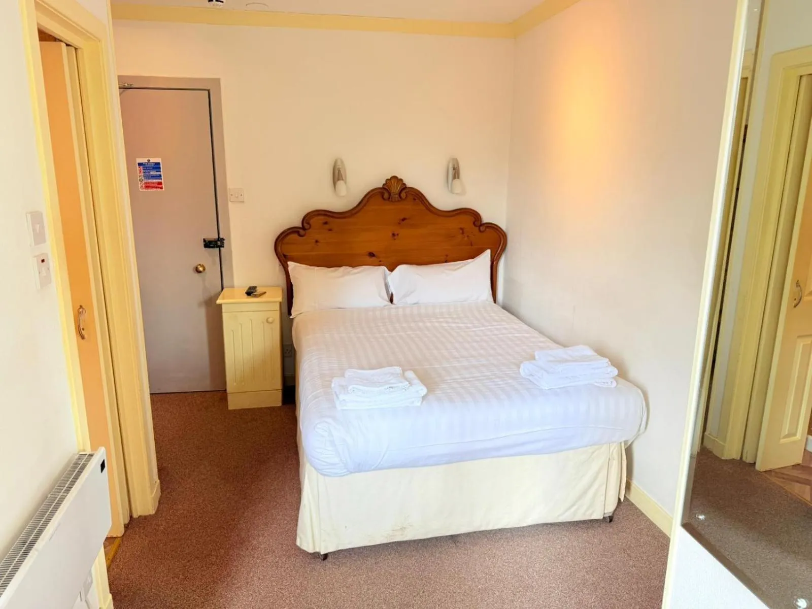 Bedroom, Bed in The Lodge on the Loch by OYO