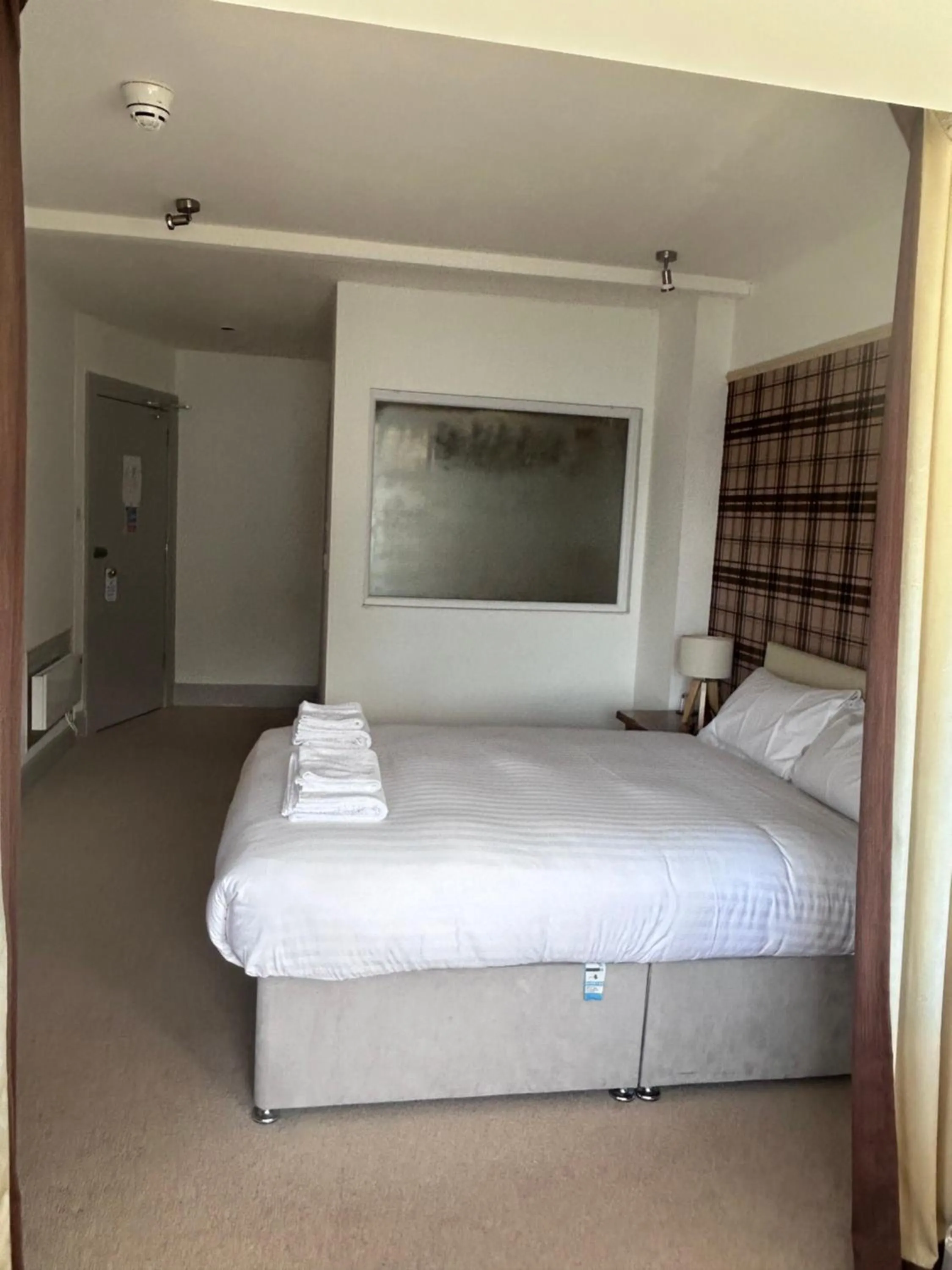 Bedroom, Bed in The Lodge on the Loch by OYO