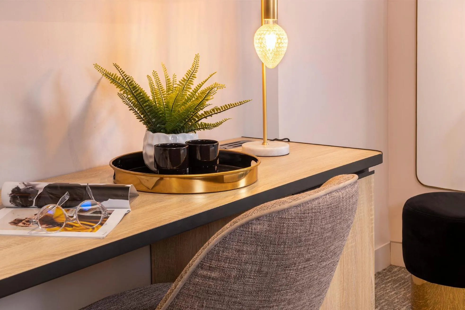 Decorative detail in Hôtel Nude Paris - Color Vision