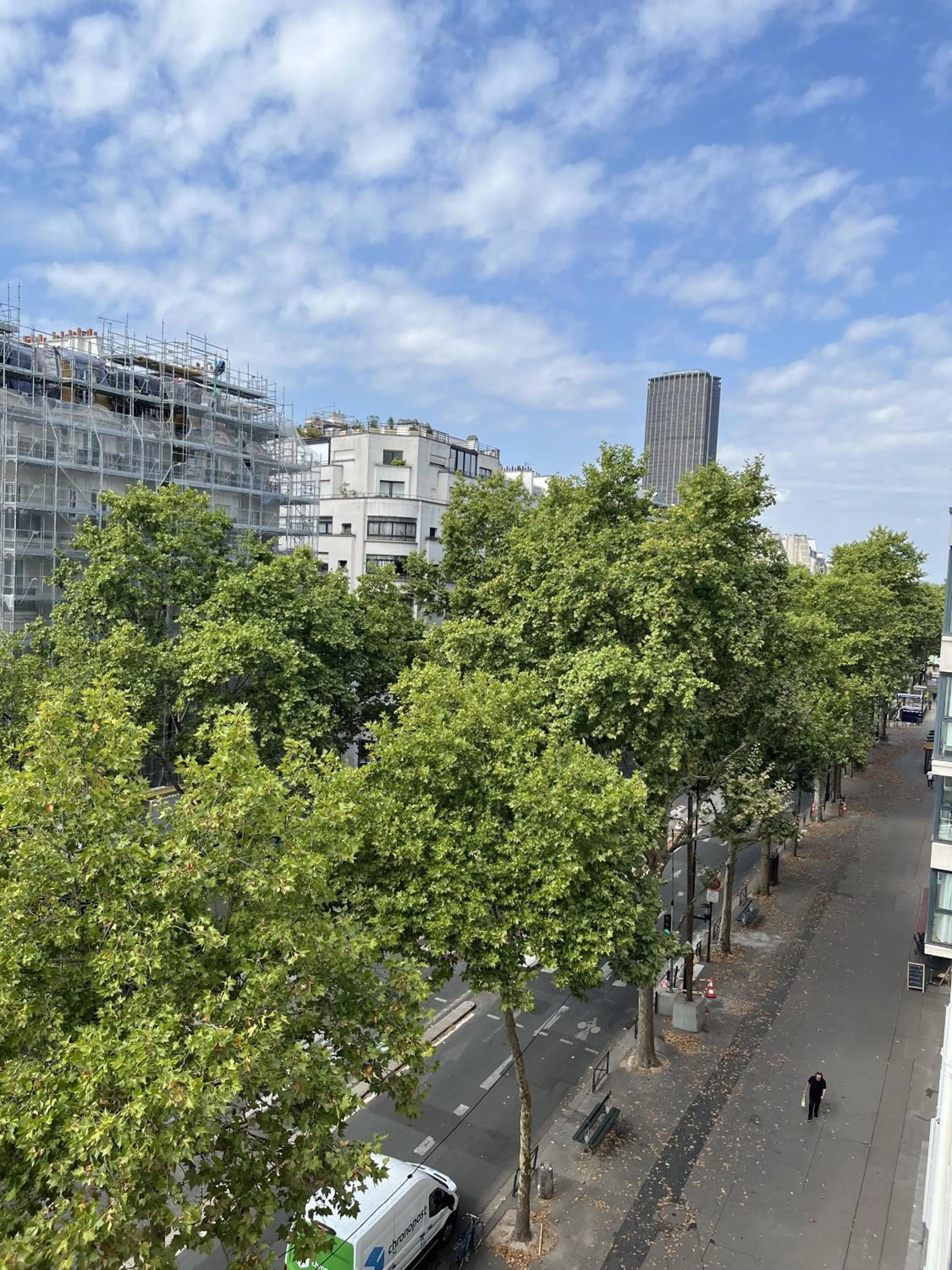 View (from property/room) in Hôtel Nude Paris - Color Vision