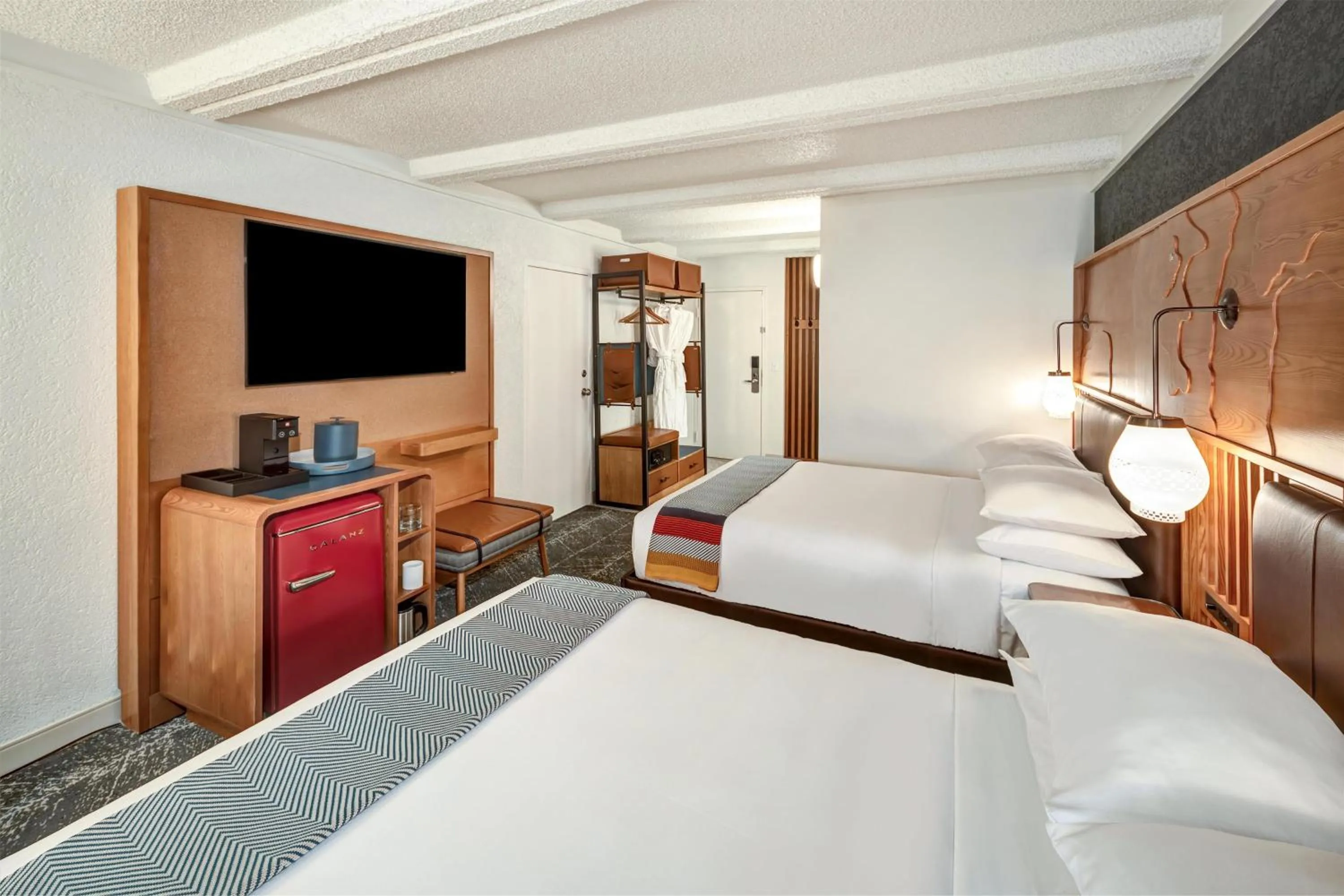 Bedroom, Bed in The Wildbirch Hotel - JdV by Hyatt