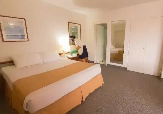 Junior Suite in Hotel Cristina Suites Junior Suite in Hotel Cristina Suites