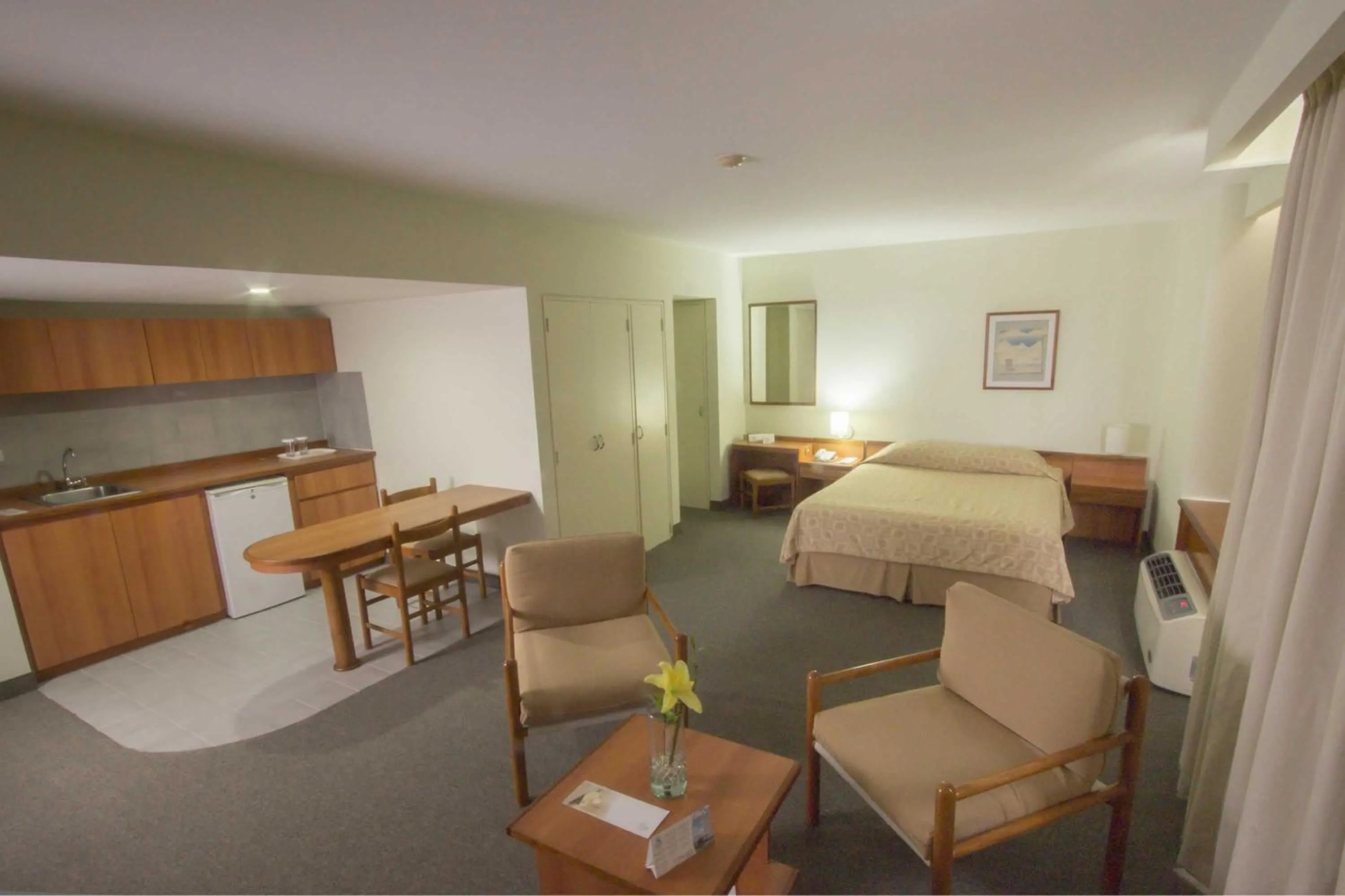 Other, Bed in Hotel Cristina Suites