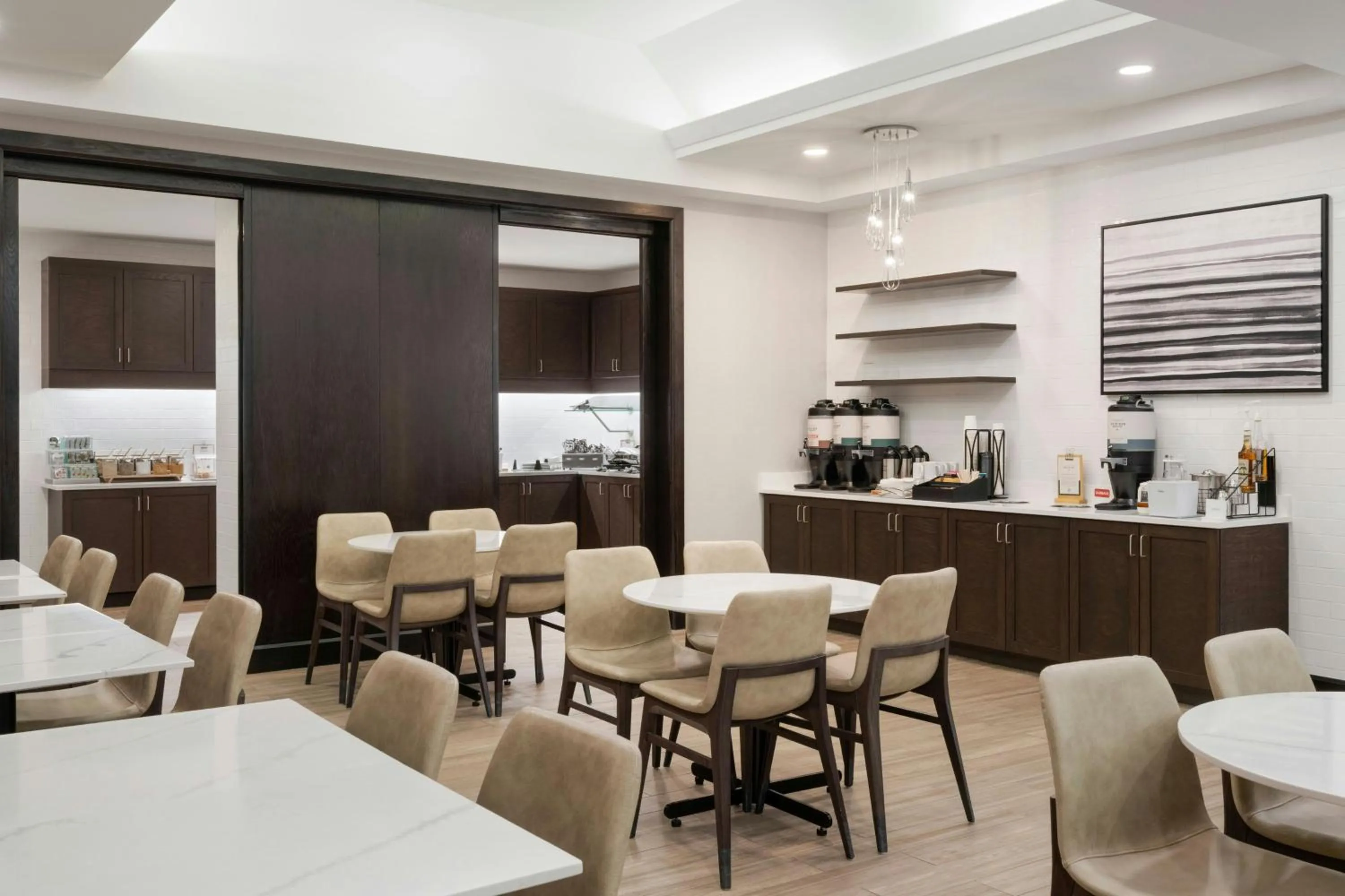 Breakfast in Residence Inn by Marriott Ottawa Airport