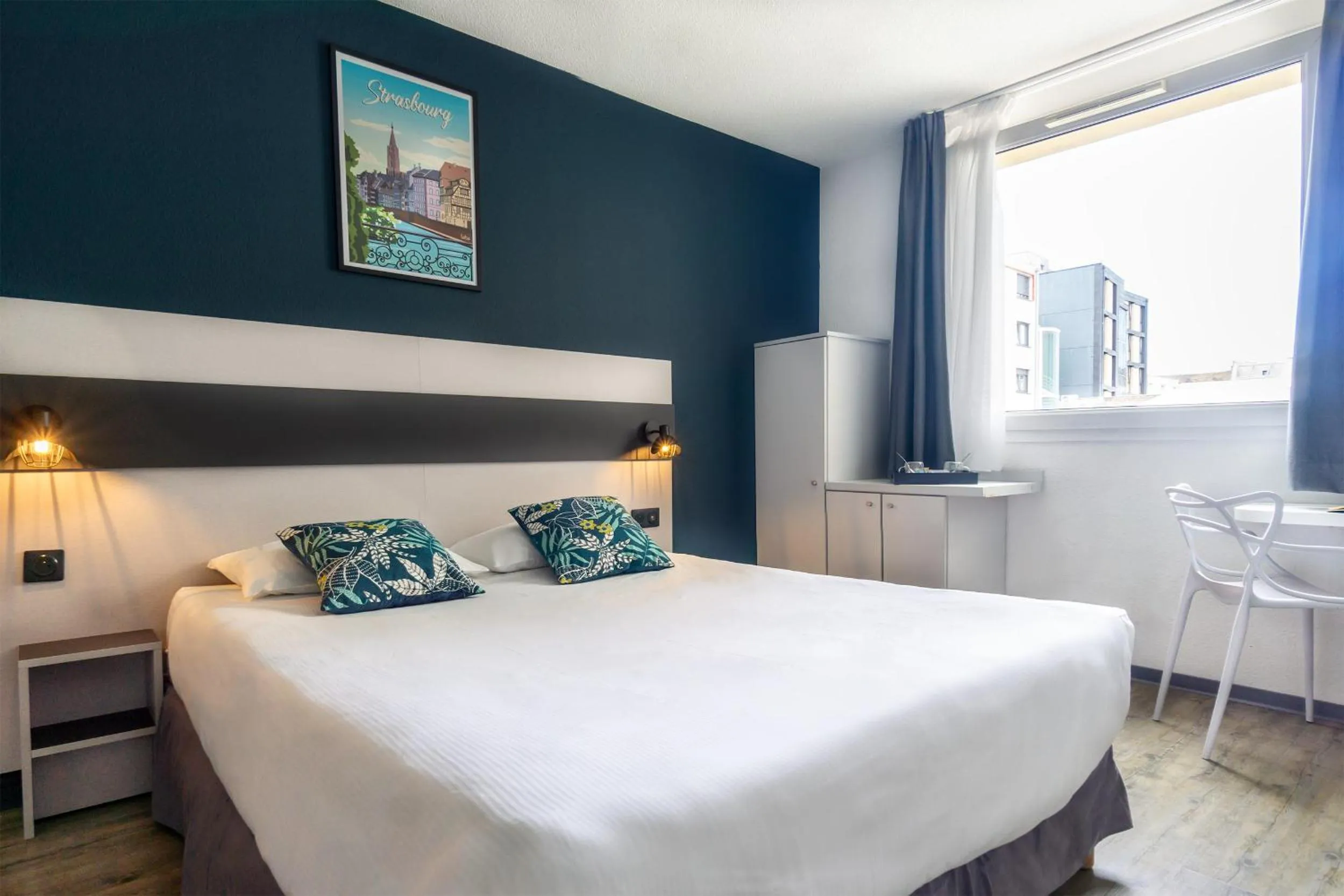 Bedroom, Bed in City Résidence Strasbourg Centre