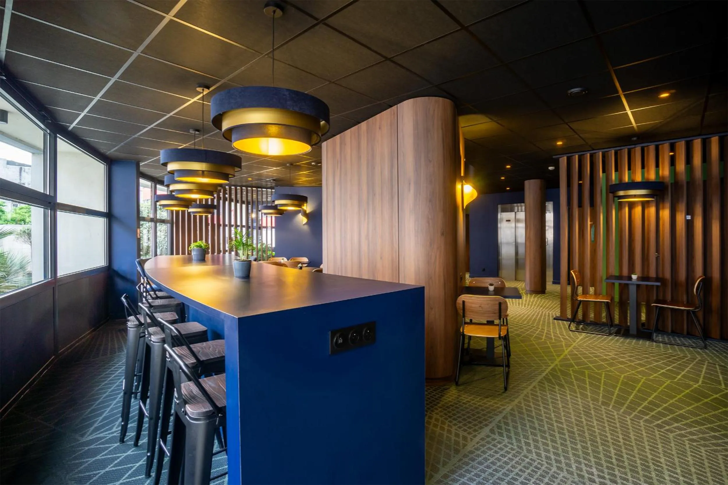 Dining area in City Résidence Strasbourg Centre