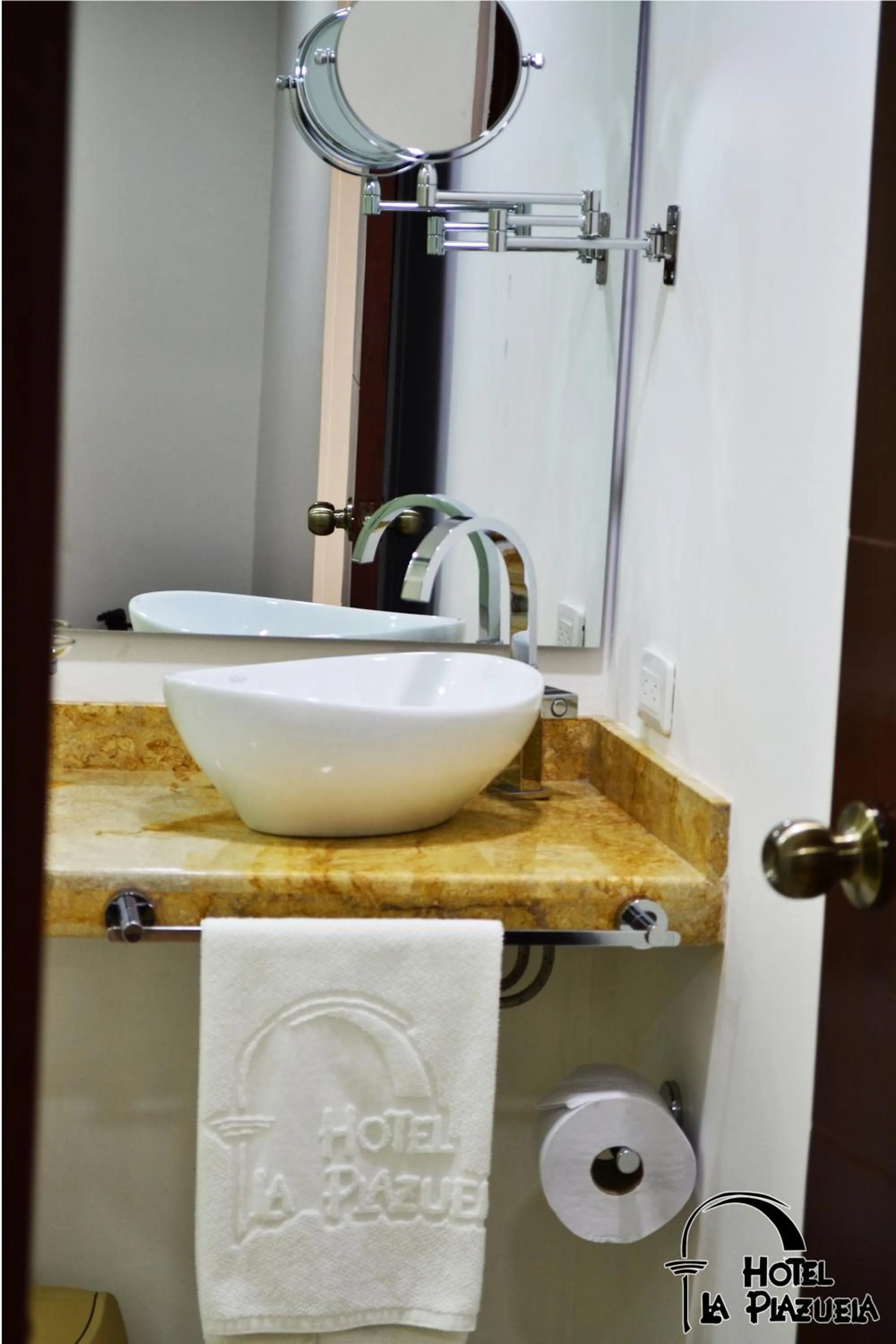 Bathroom in Hotel La Plazuela