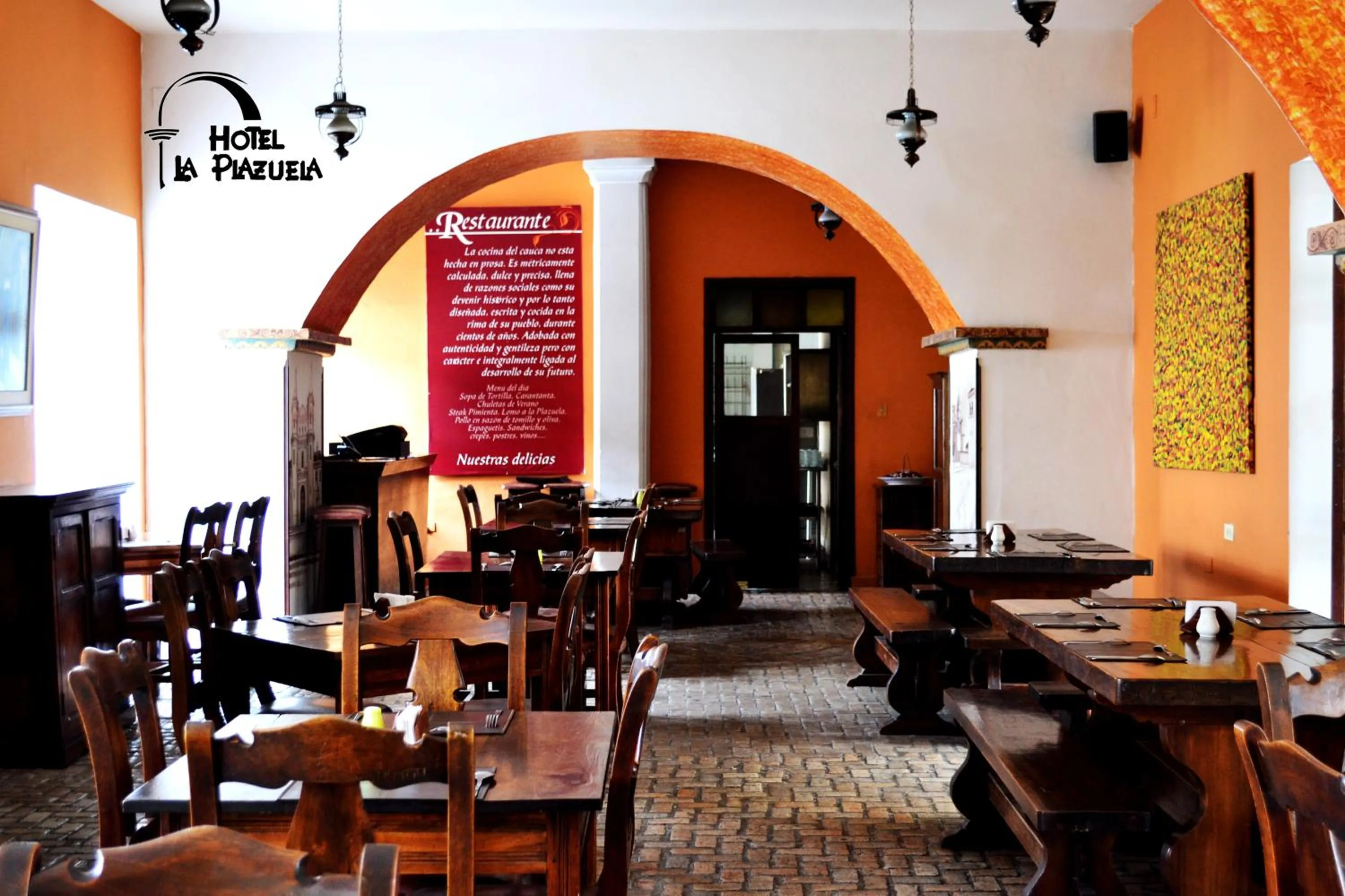 Restaurant/places to eat in Hotel La Plazuela