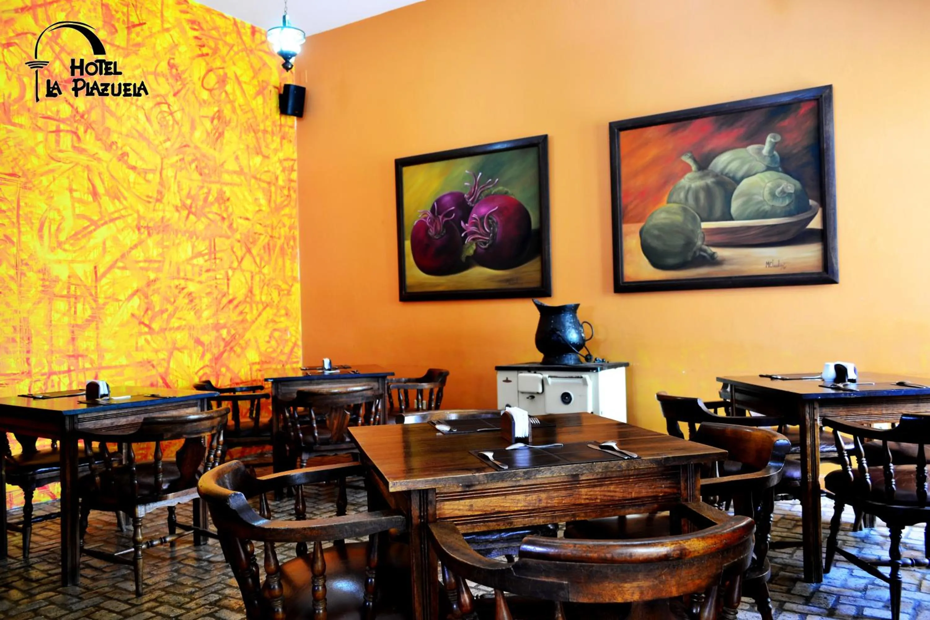Restaurant/places to eat in Hotel La Plazuela