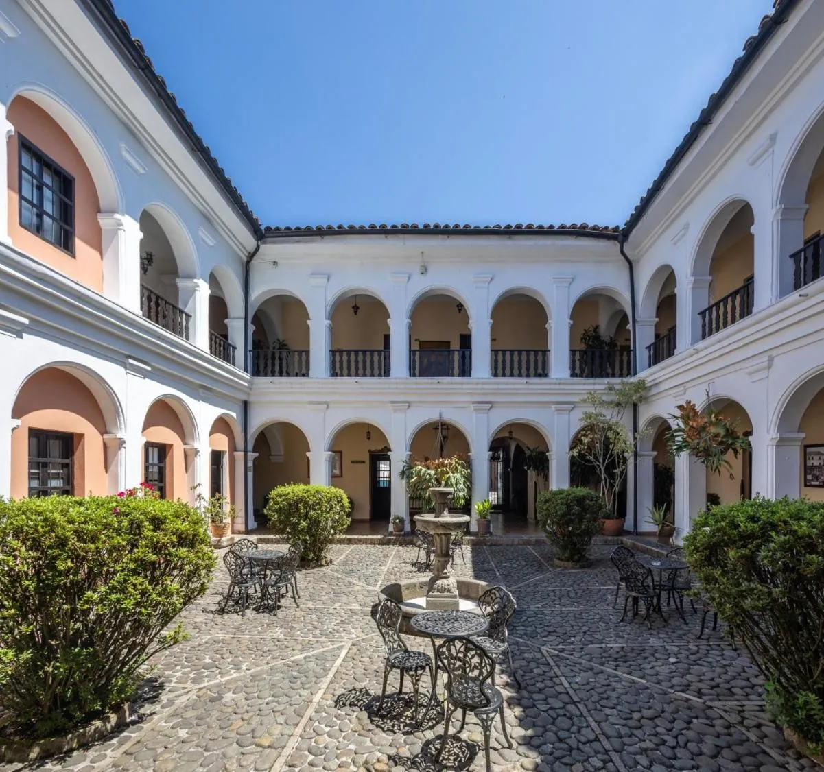 Hotel La Plazuela