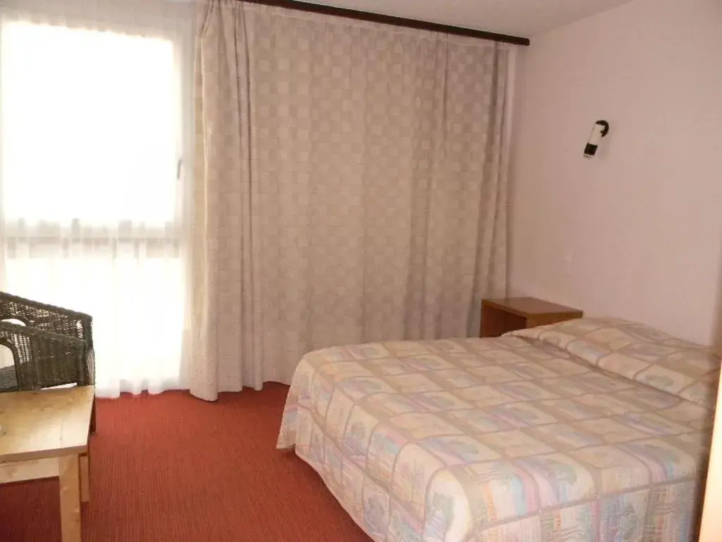 Standard Double Room in Le Logis des Cordeliers Standard Double Room in Le Logis des Cordeliers