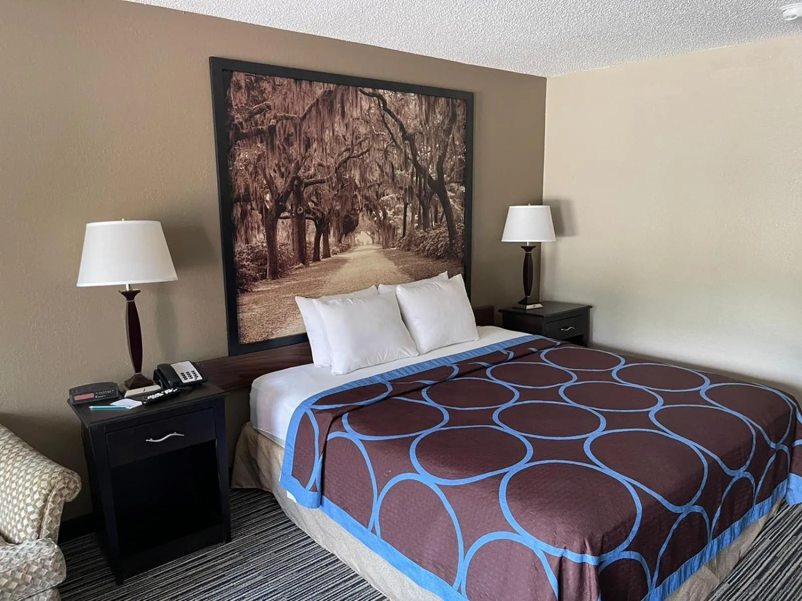 Bed in Super 8 by Wyndham Elberton