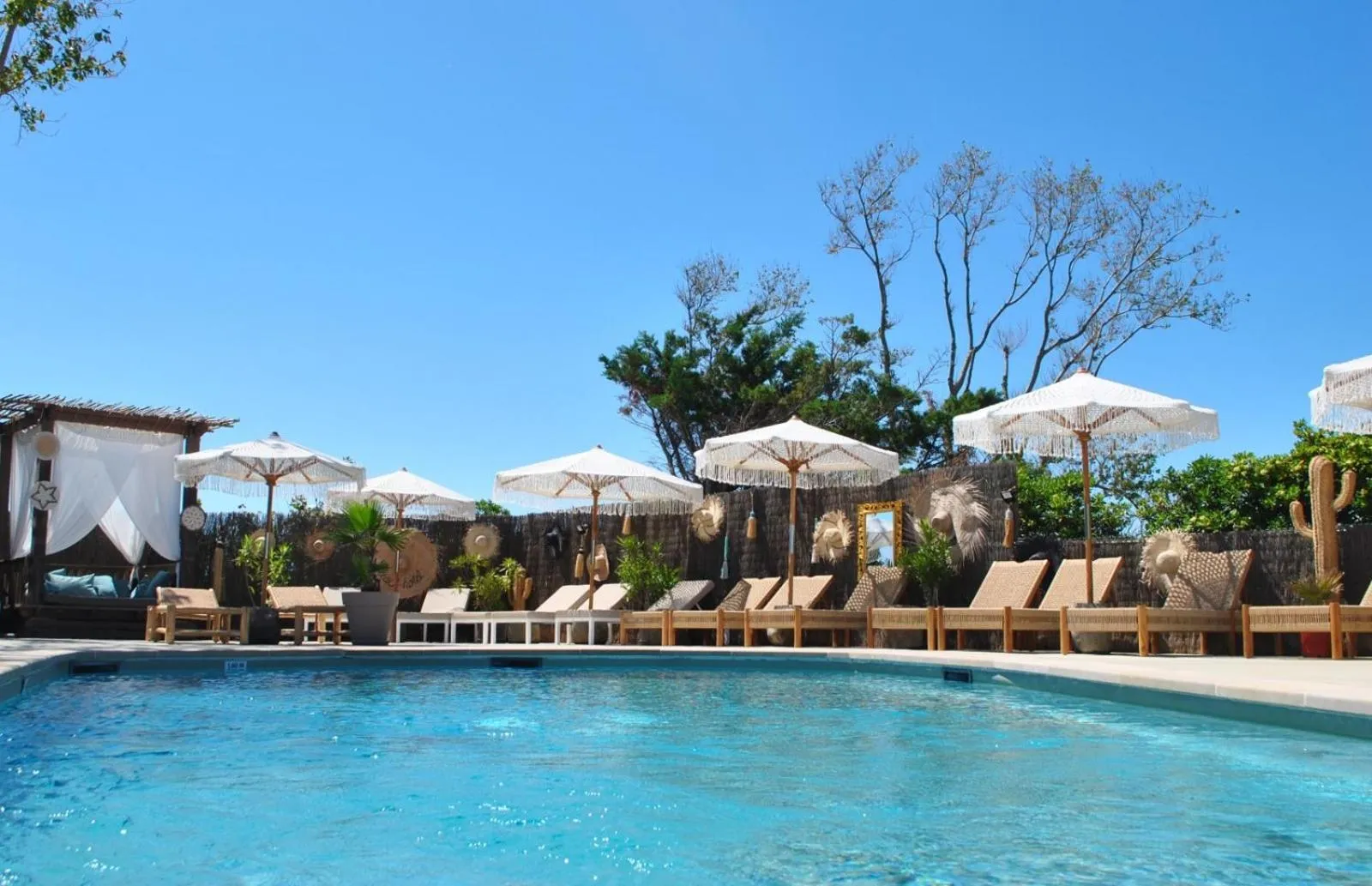 Swimming pool in CAPAO Beach Hôtel