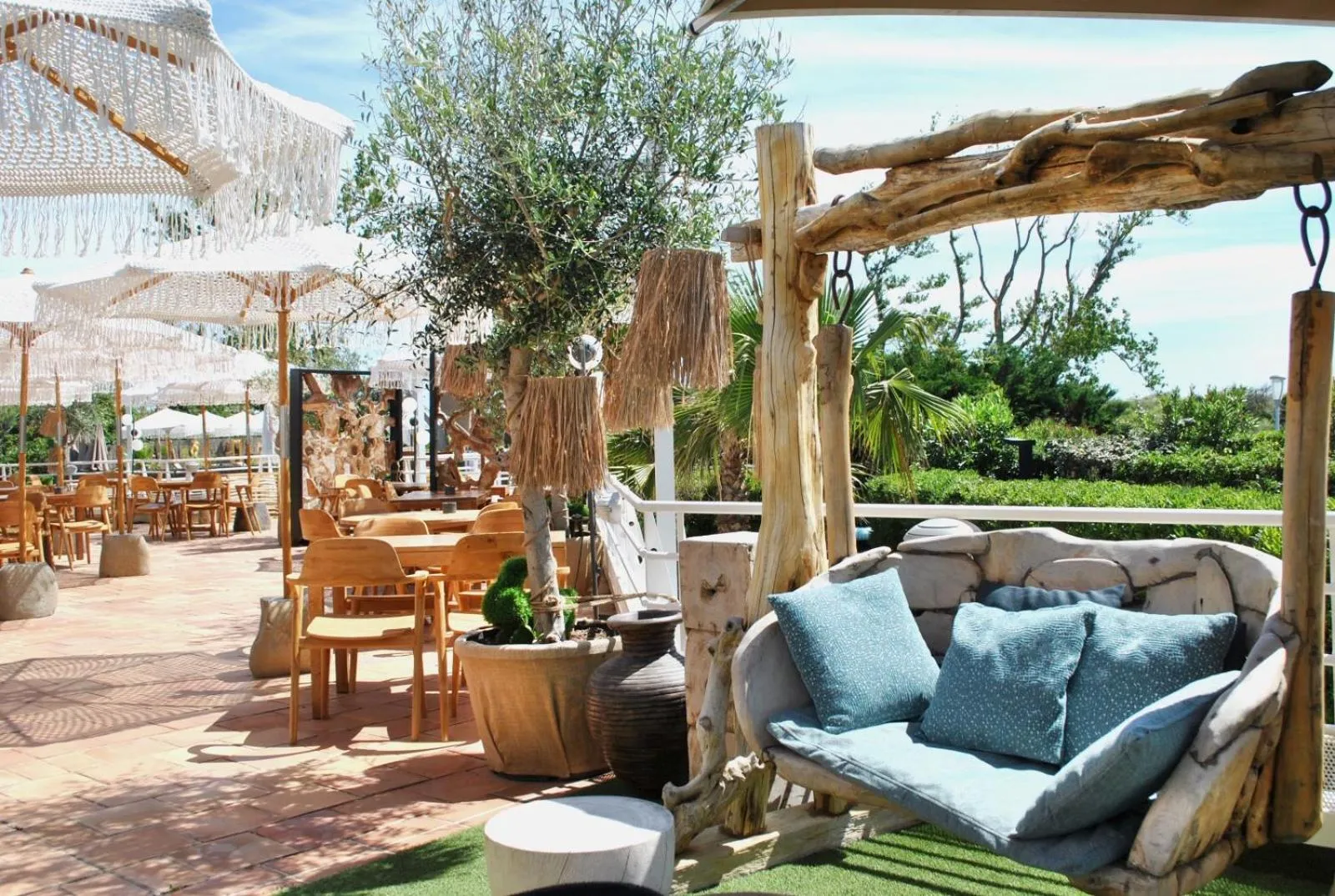 Restaurant/places to eat in CAPAO Beach Hôtel