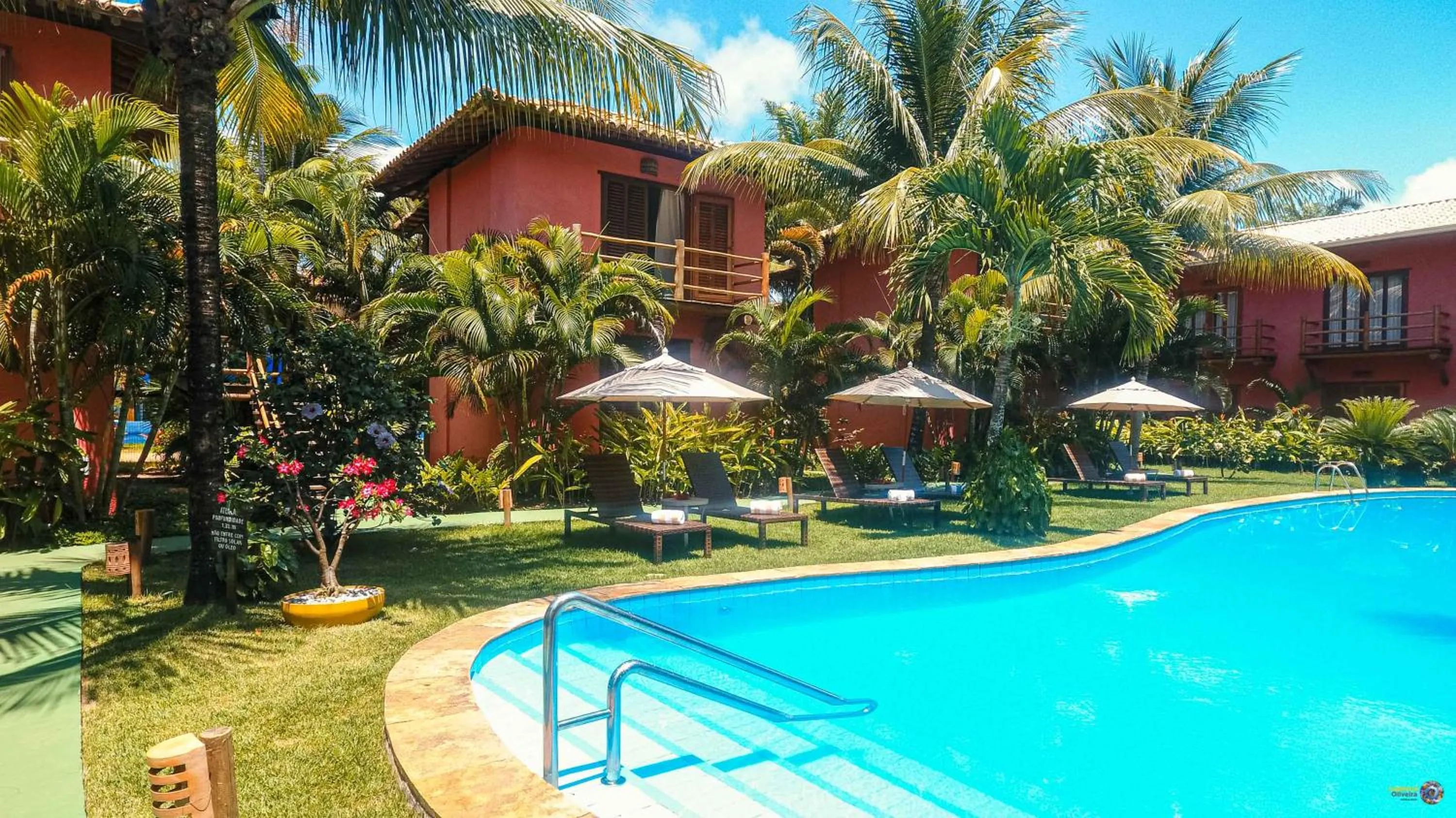 Swimming pool in Pousada Vira Canoa