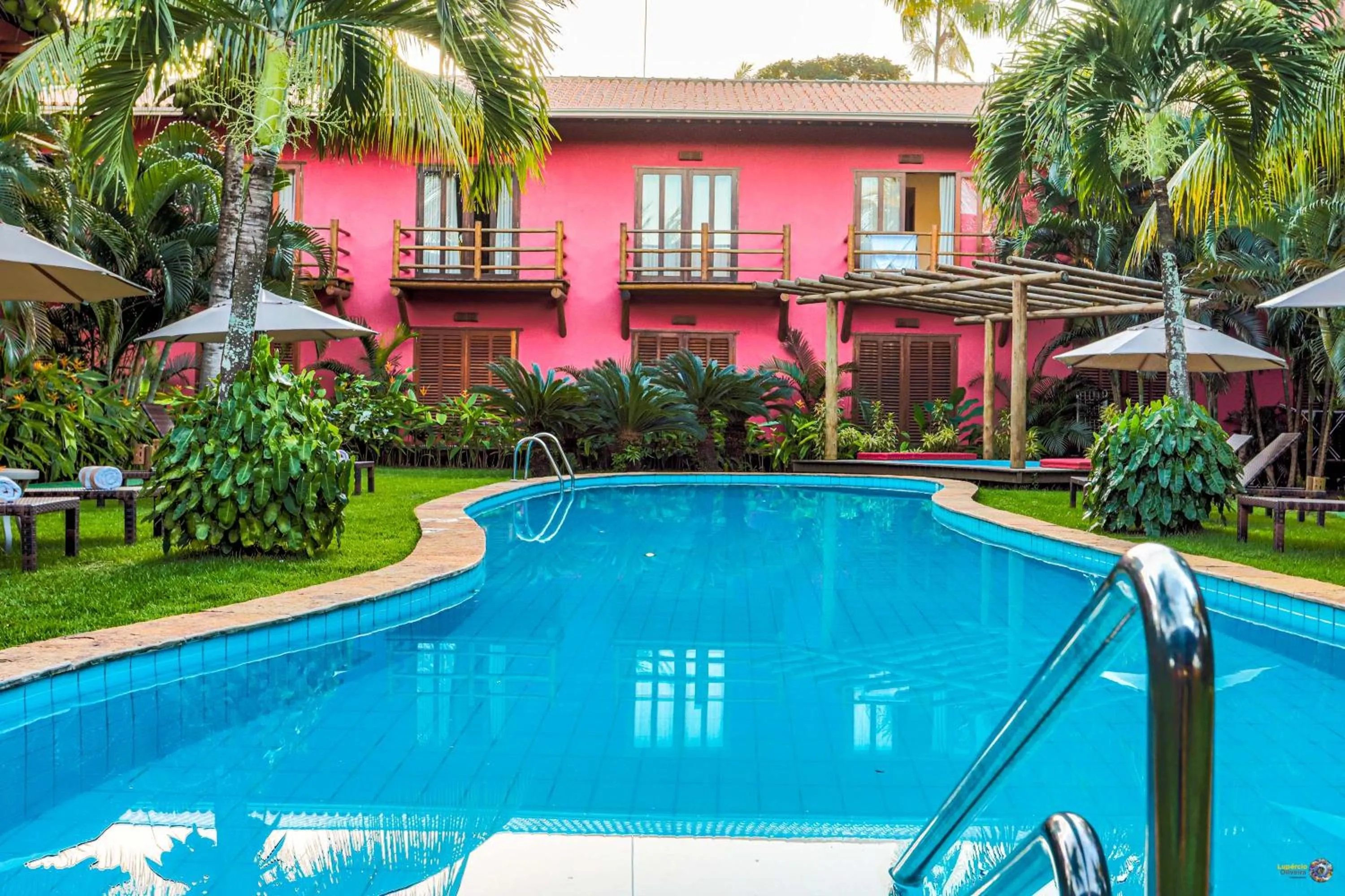 Swimming pool in Pousada Vira Canoa