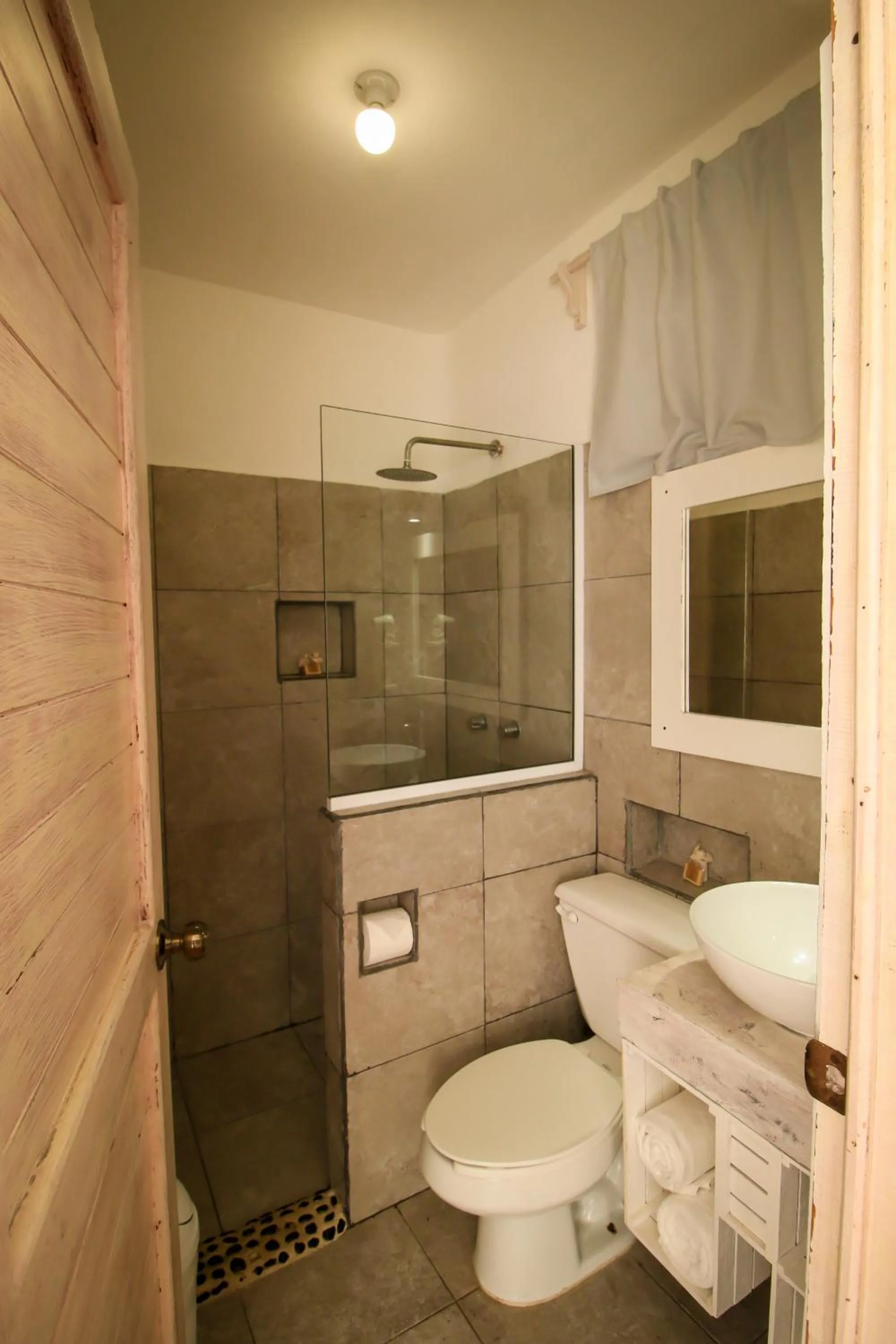 Bathroom in 40 Cañones