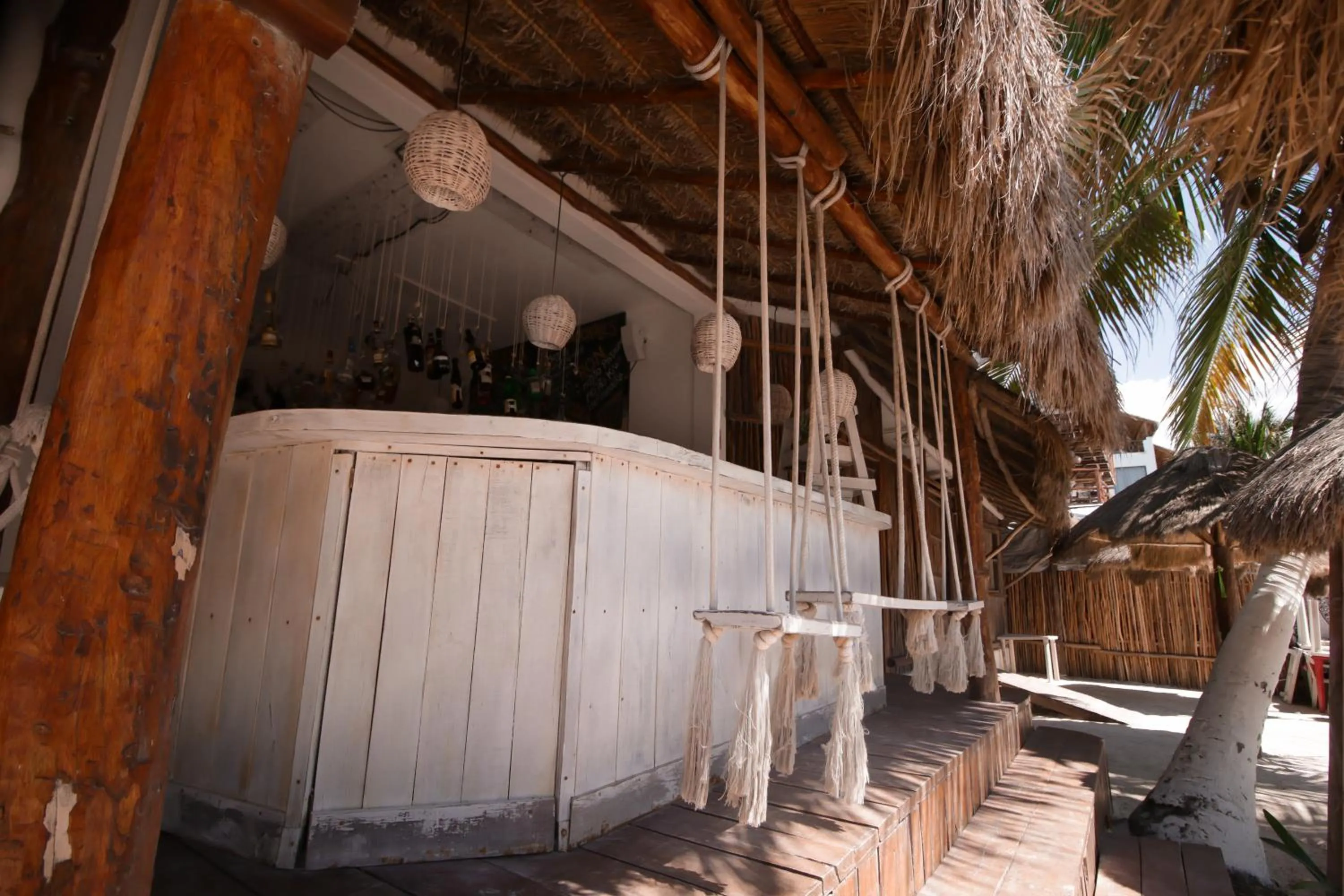 Restaurant/places to eat in 40 Cañones