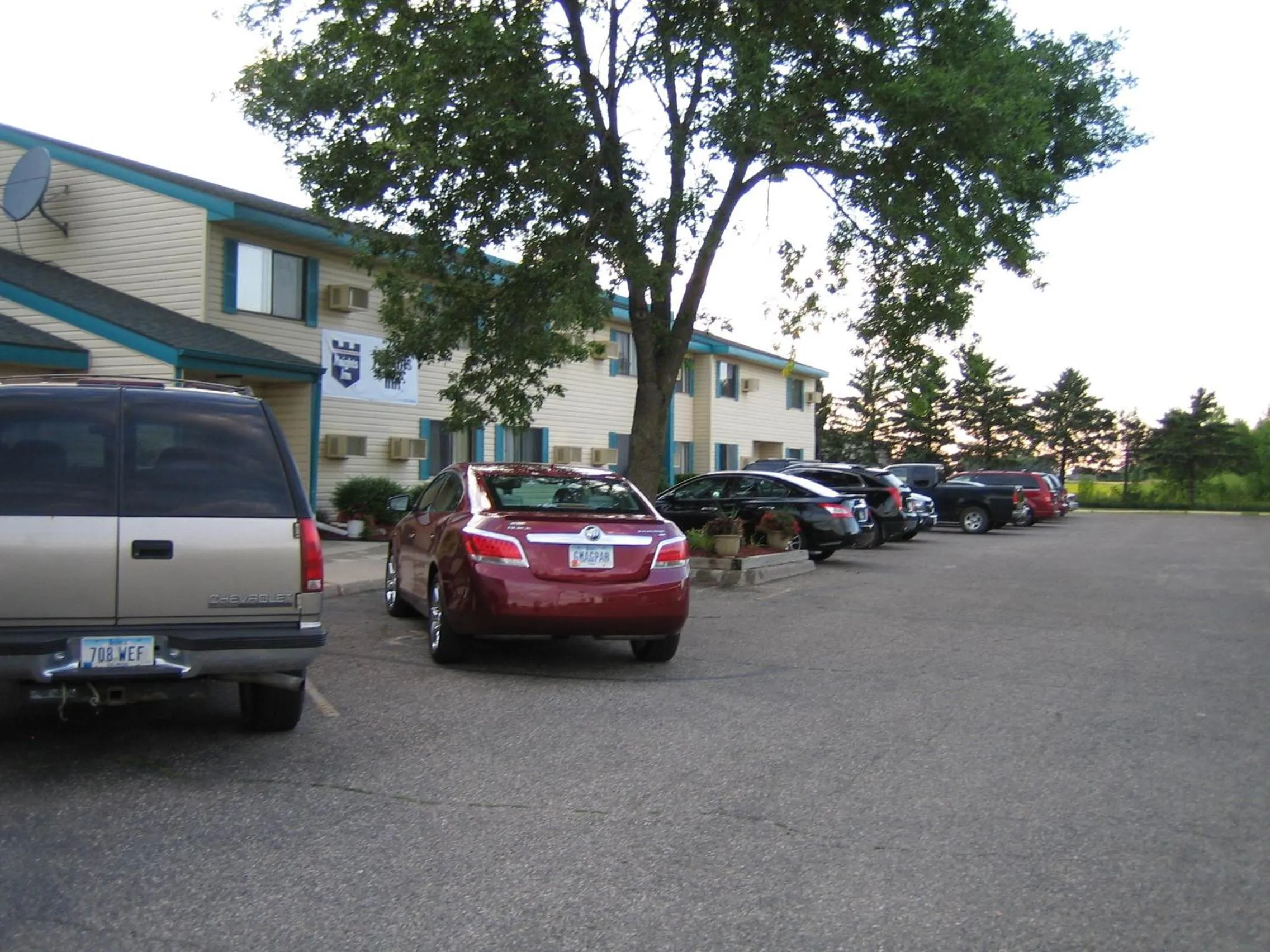 Facade/entrance in Knights Inn Litchfield