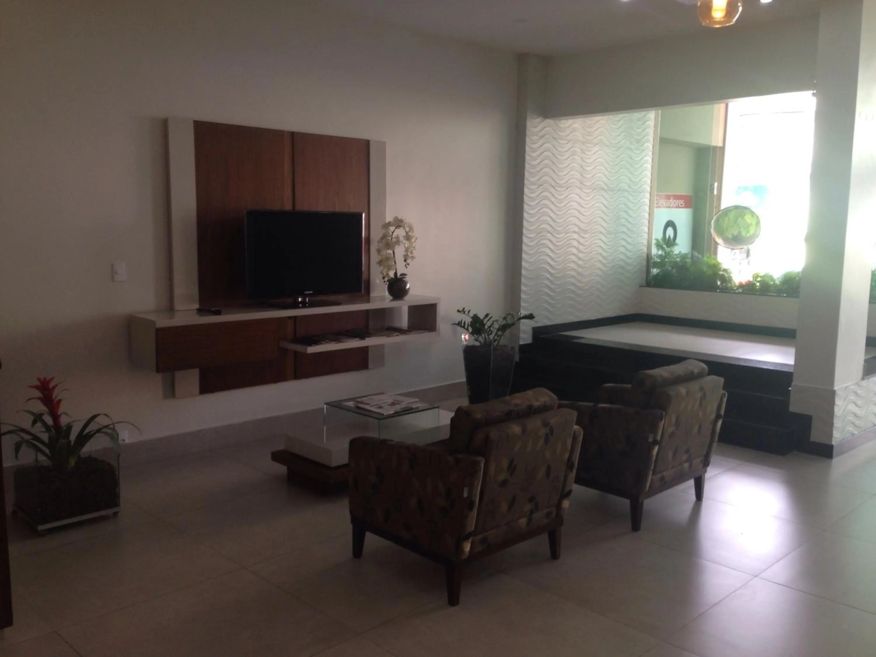 Day in Hotel Carajás