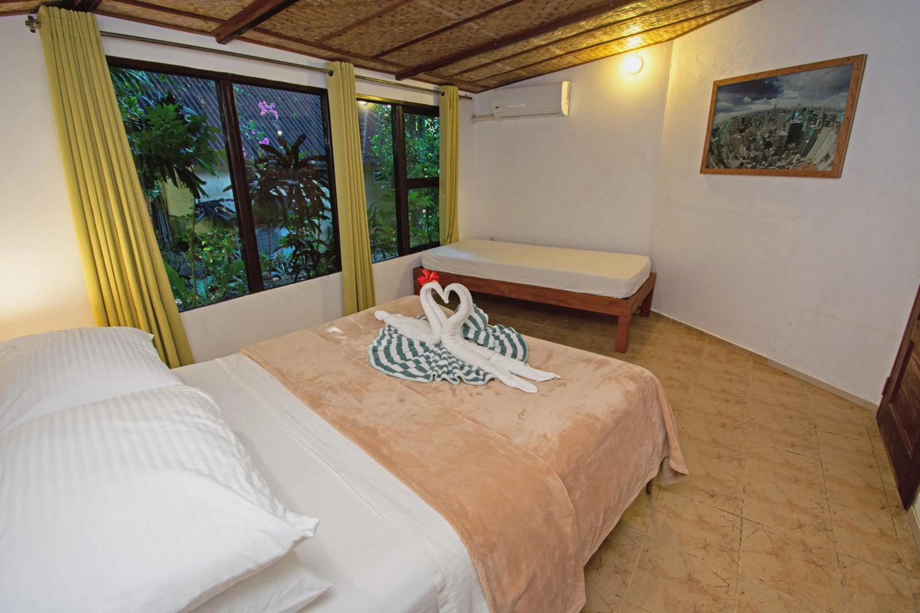 Bedroom, Bed in Ralph's Place