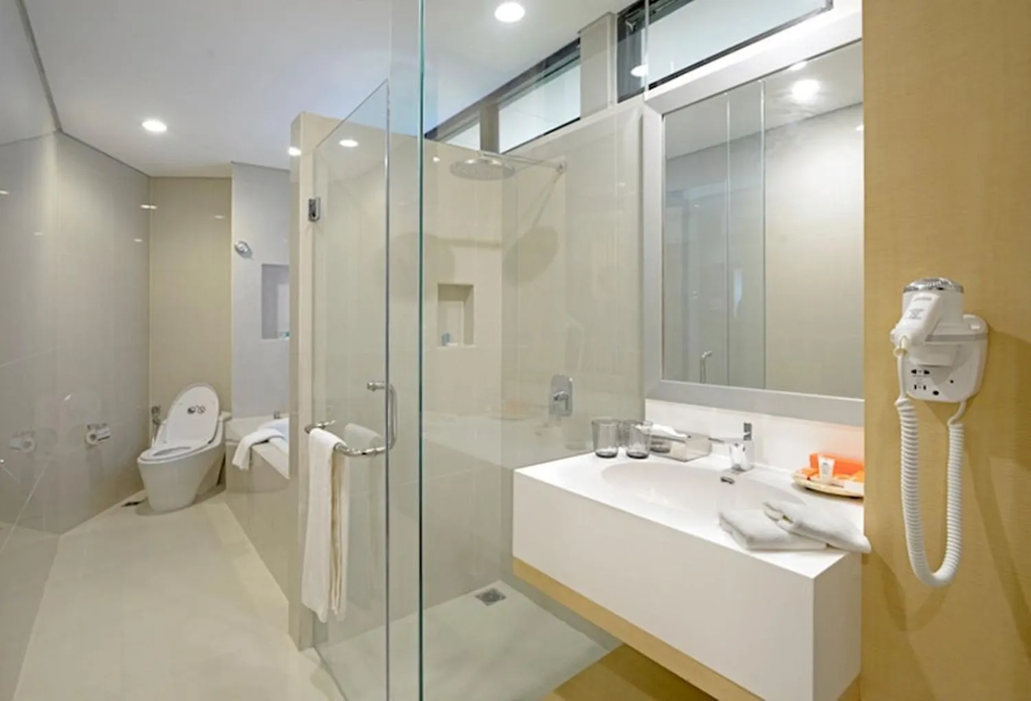 Surya Hotel & Cottages Prigen