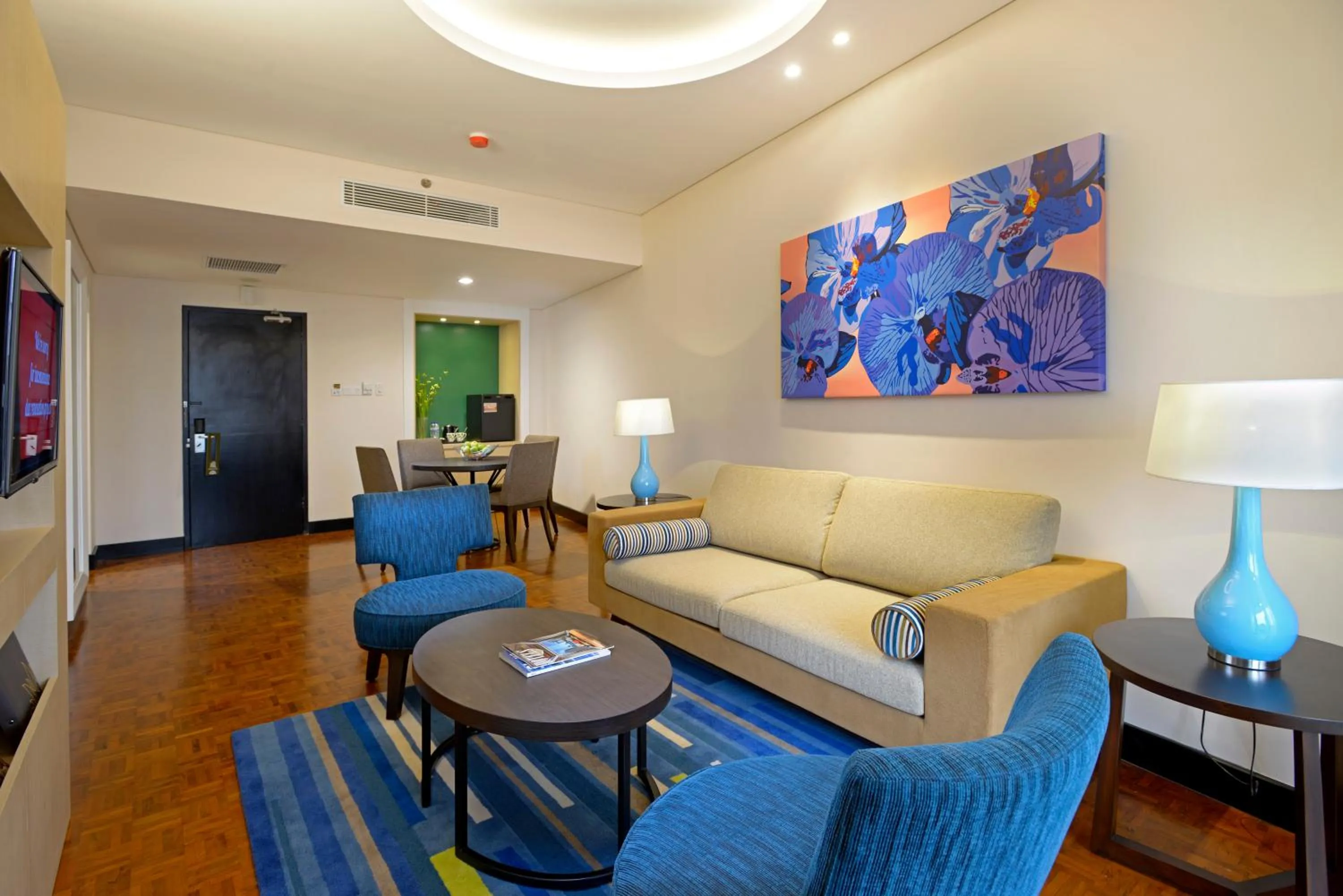 Living room in Surya Hotel & Cottages Prigen