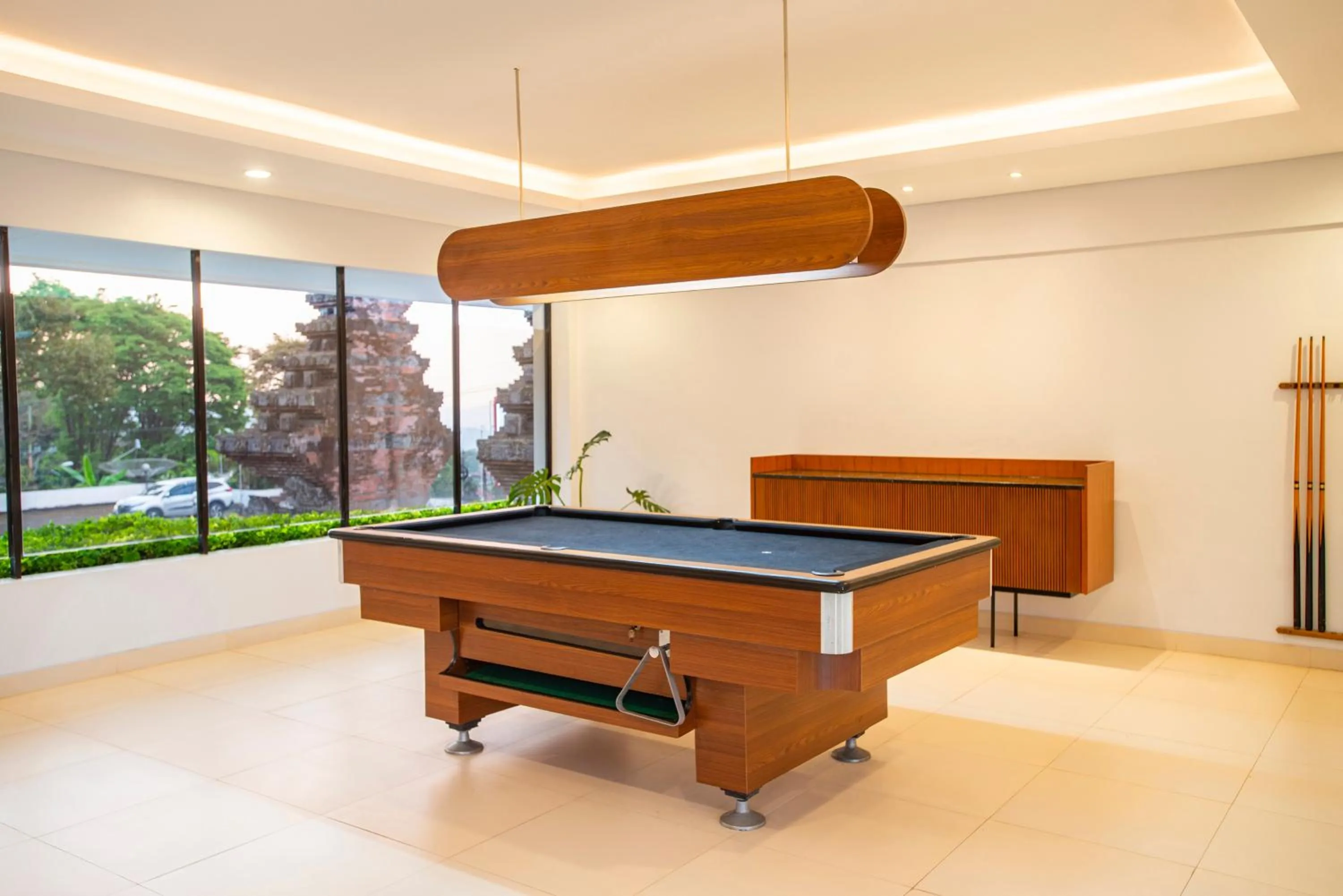 Billiard in Surya Hotel & Cottages Prigen