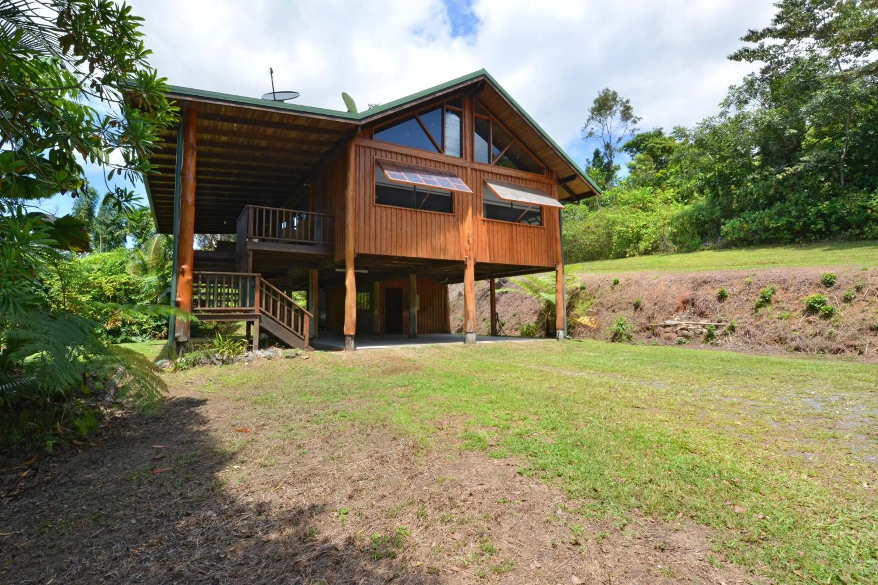 Facade/entrance in Tea Tree Cottage