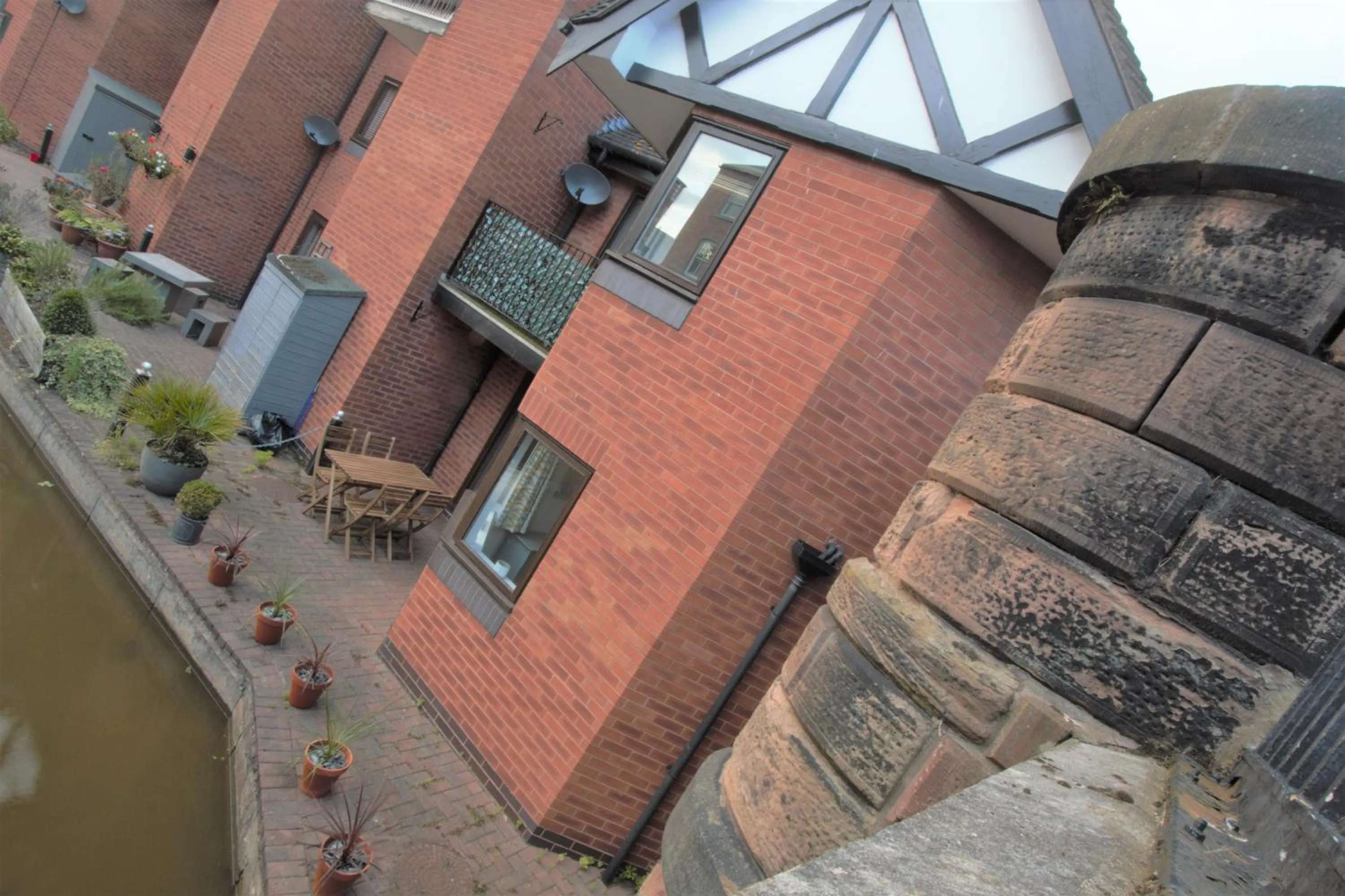 Property building in Canal House