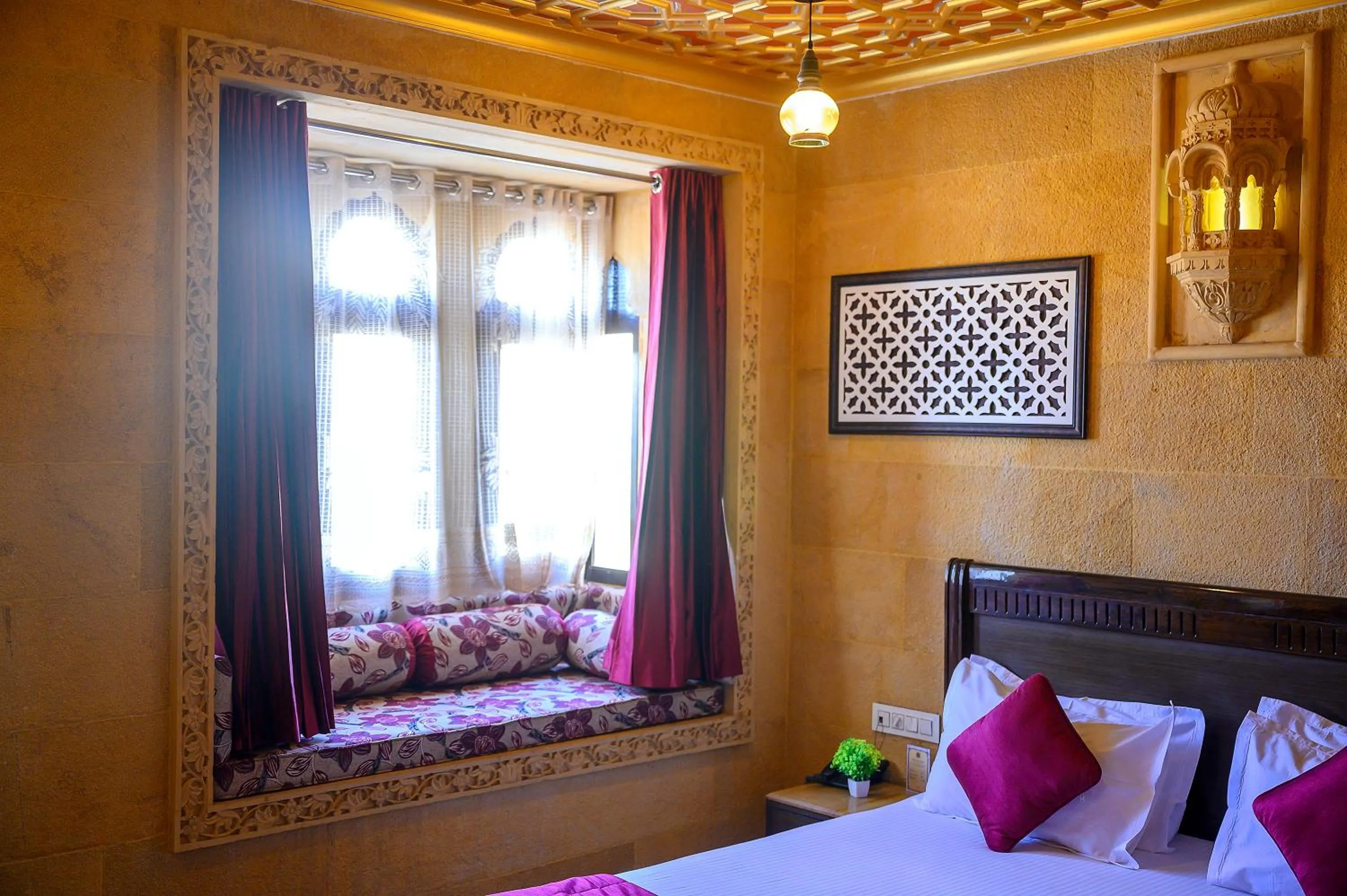 Bed in Hotel Sky Plaza - Best ever view of Jaisalmer Fort