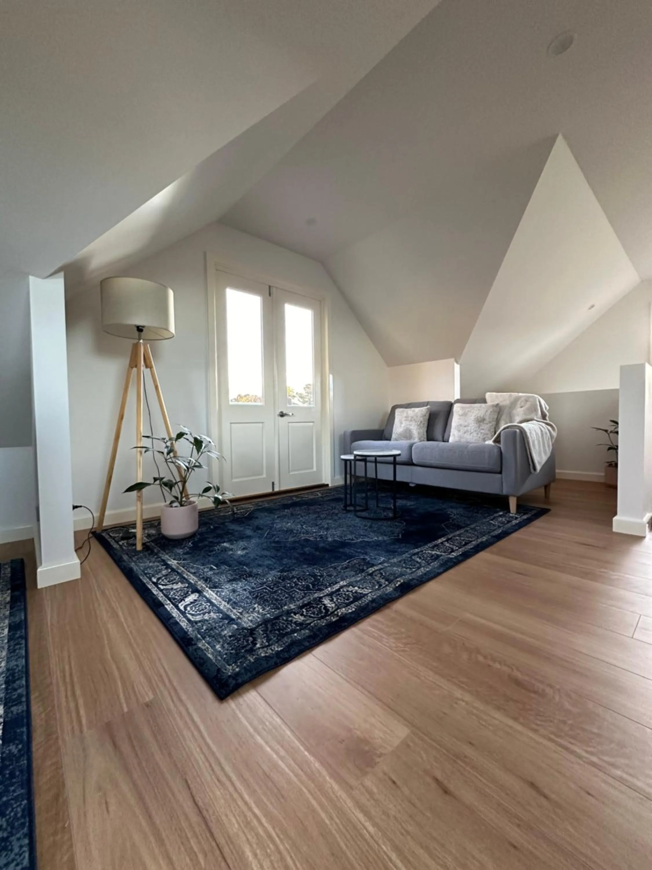 Living room, Bed in Fitzroy Inn Historic Retreat Mittagong