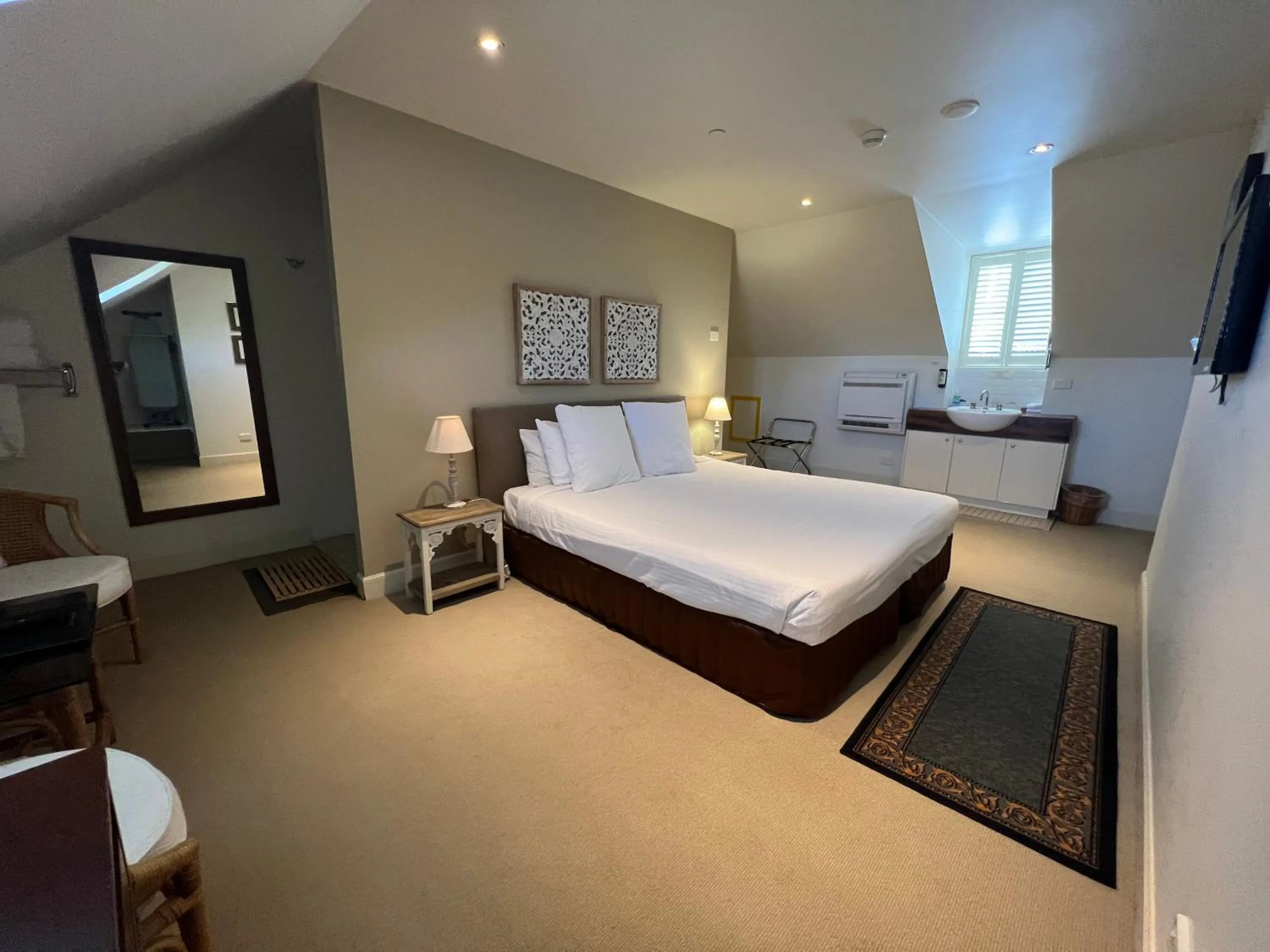 Bed in Fitzroy Inn Historic Retreat Mittagong