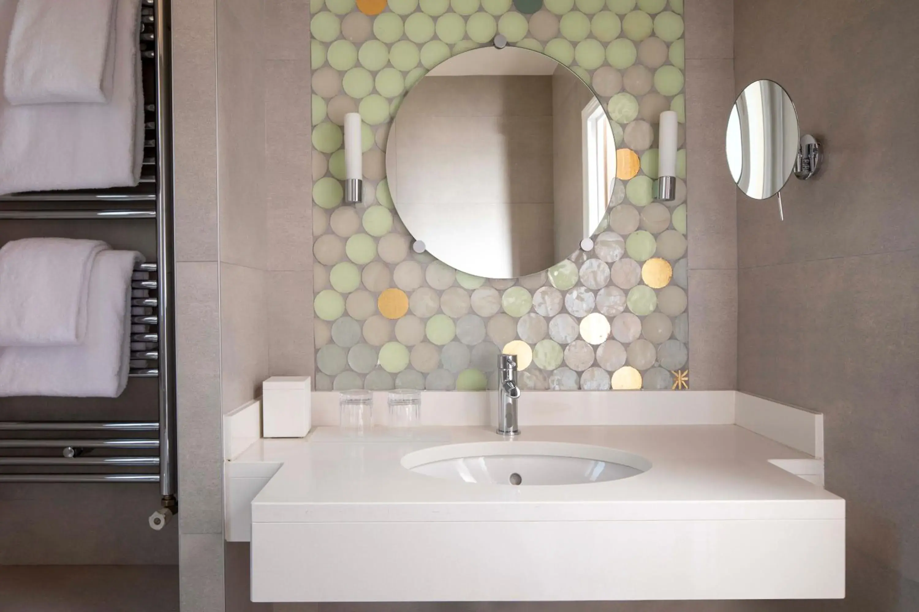 Bathroom in Hôtel Aiglon Bathroom in Hôtel Aiglon