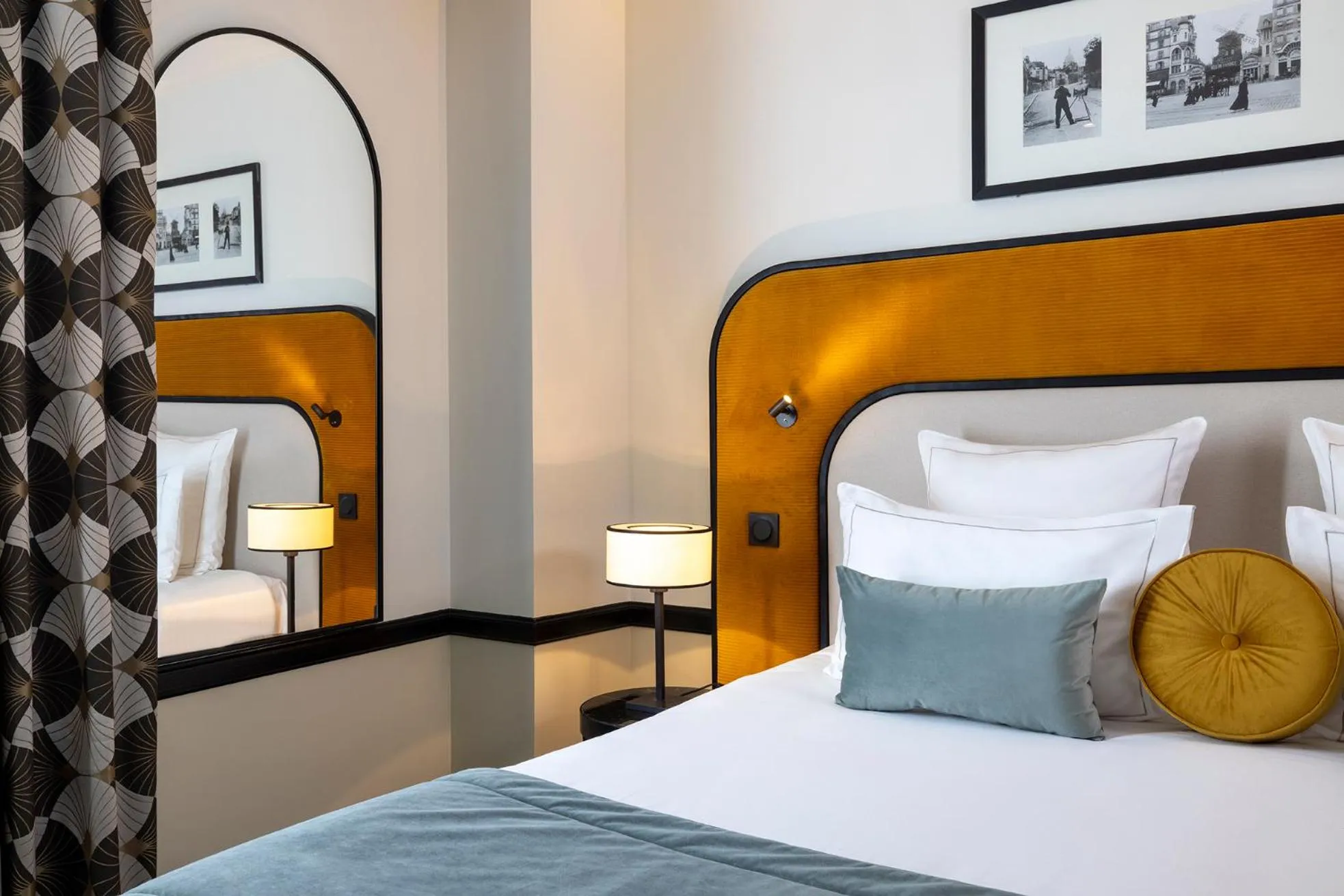 Decorative detail, Bed in Hôtel Aiglon