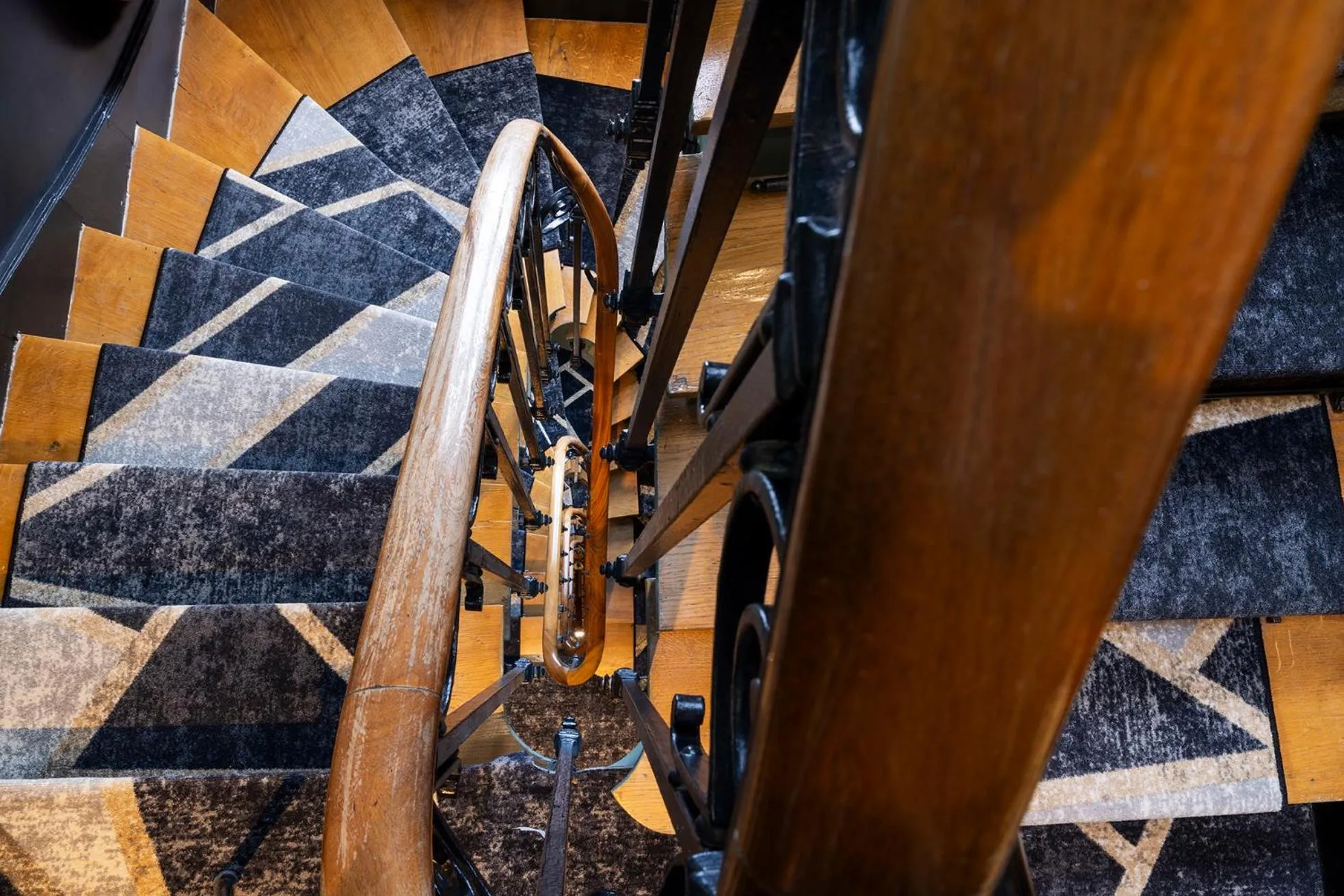 Property building in Hôtel Aiglon