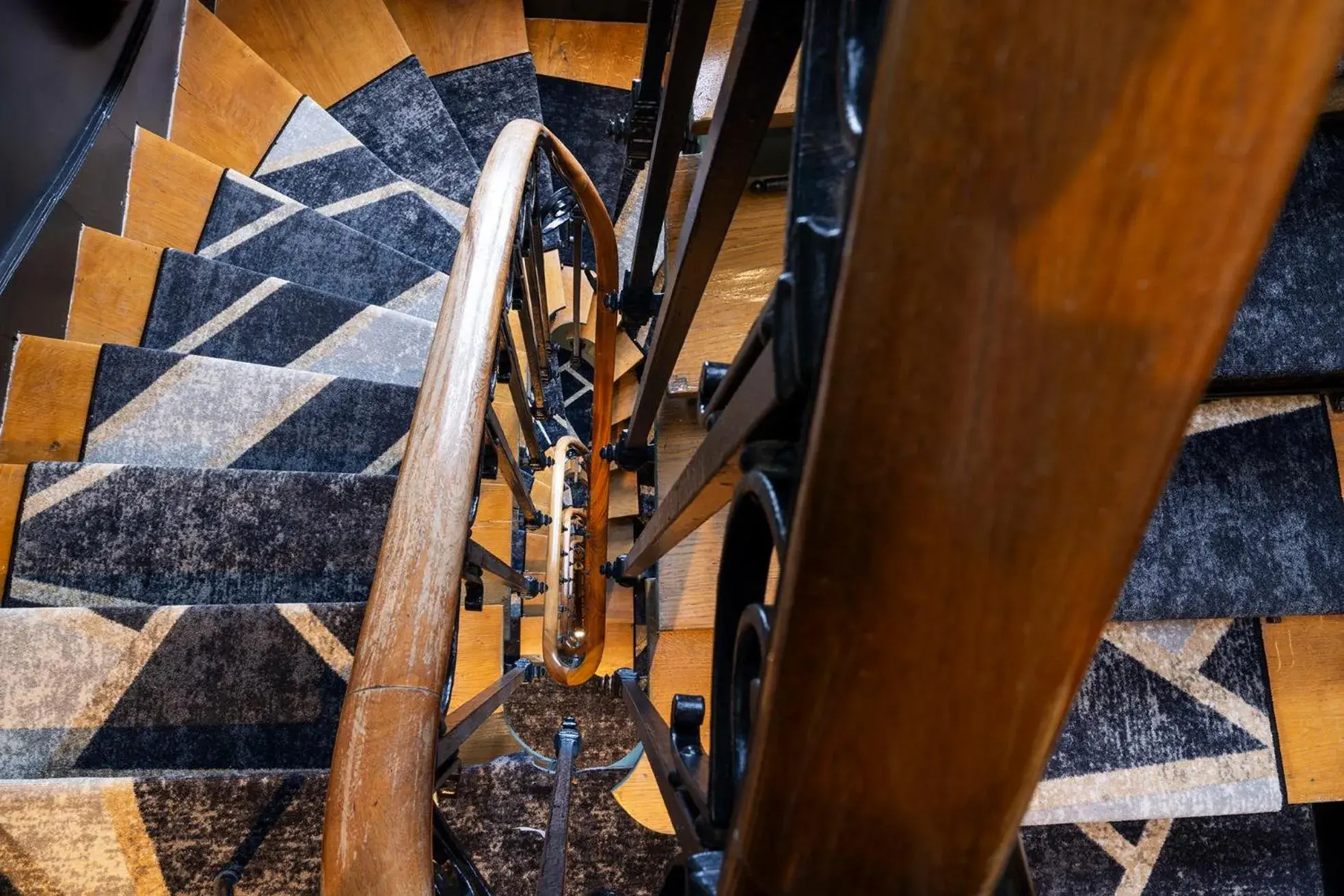 Property building in Hôtel Aiglon Property building in Hôtel Aiglon