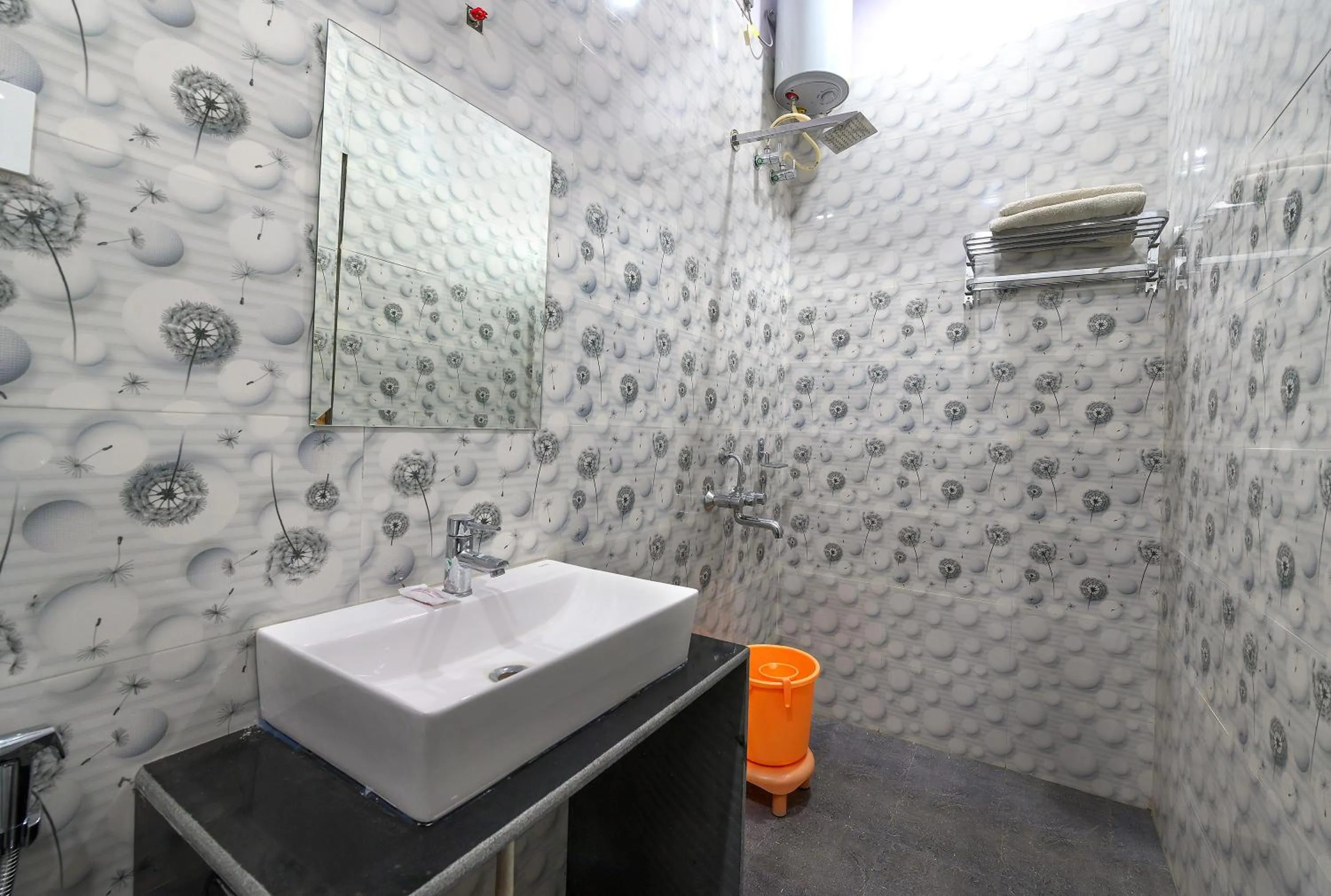Shower in Hotel Akashdeep - Located City Centre