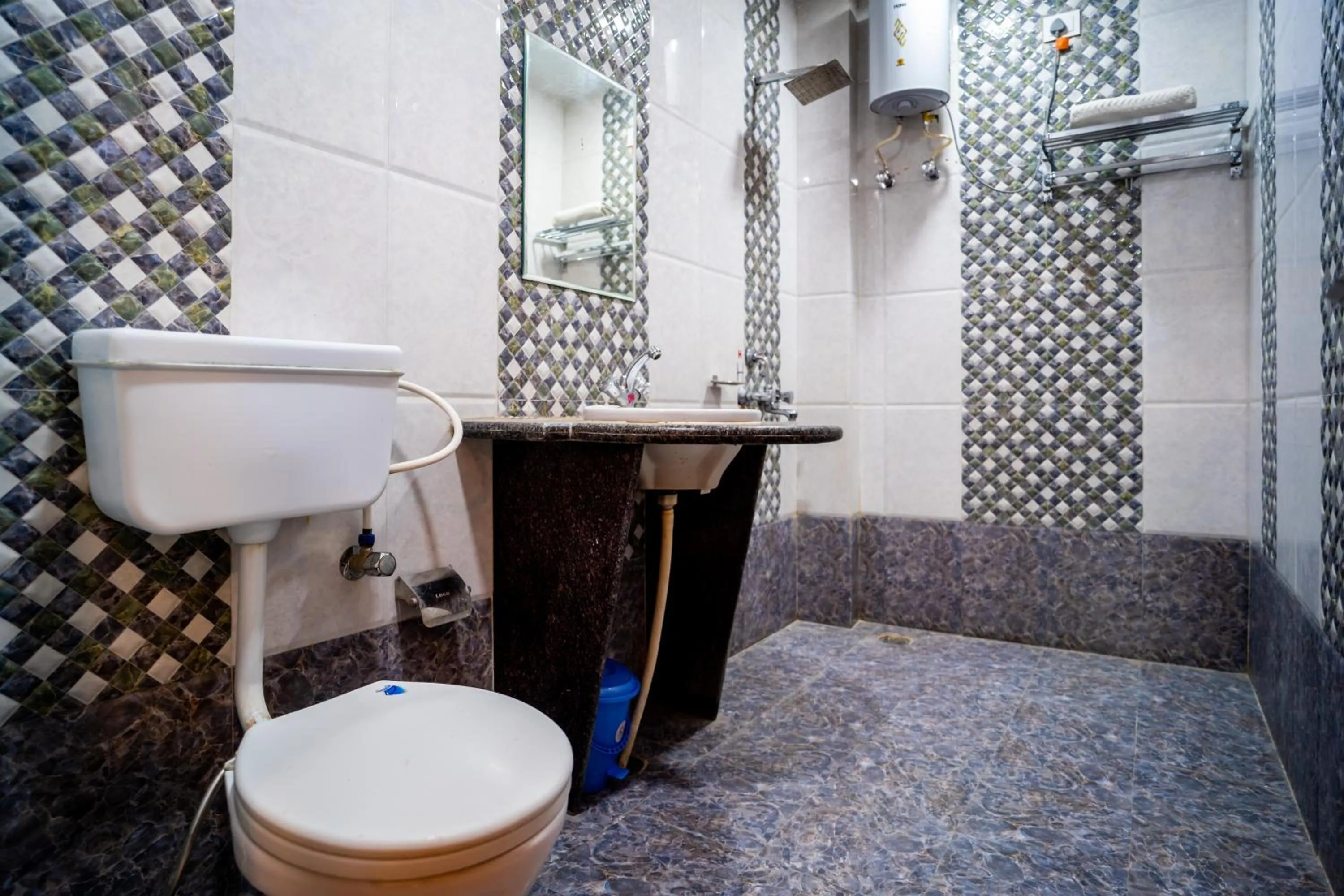 Shower in Hotel Akashdeep - Located City Centre