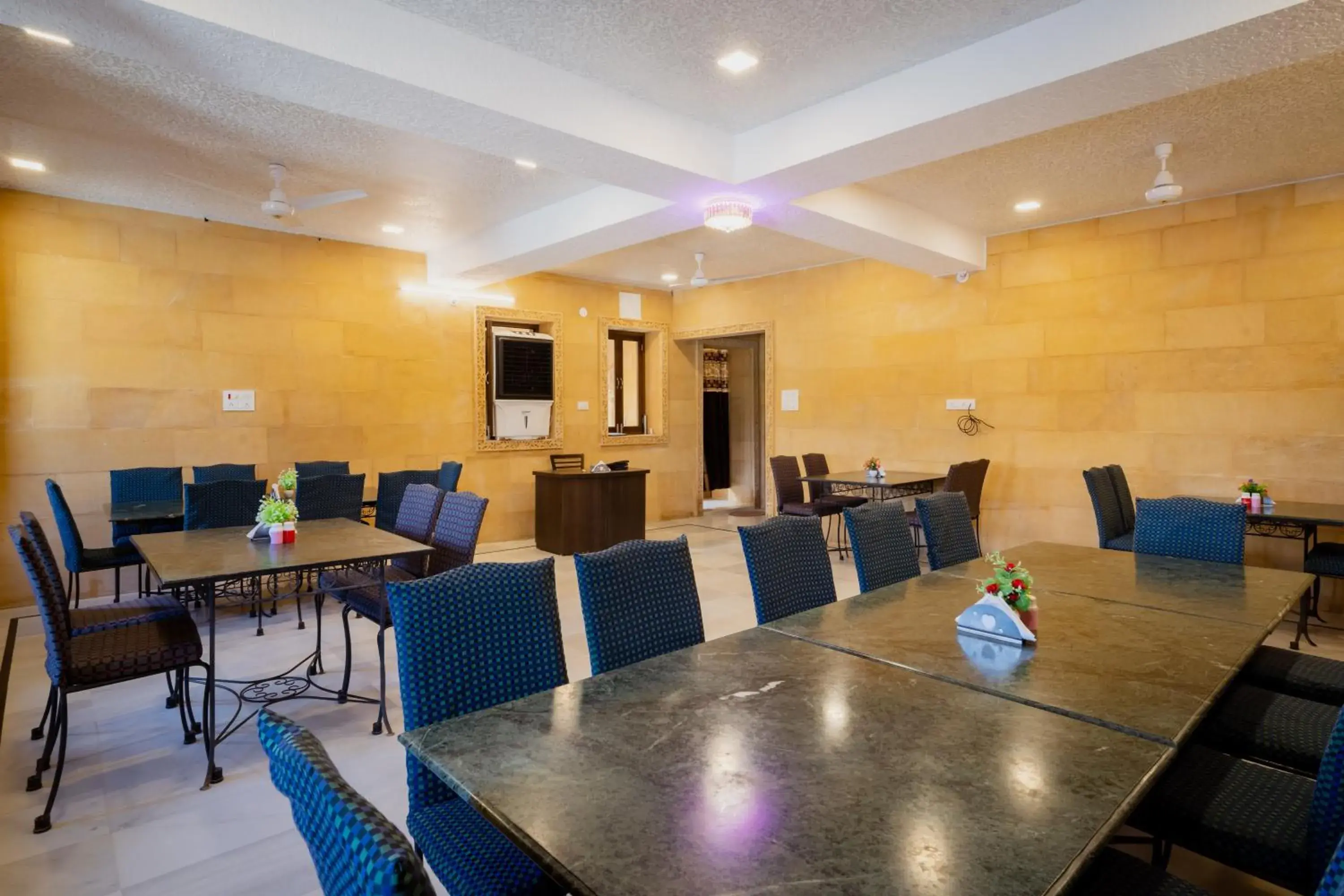 Restaurant/places to eat in Hotel Akashdeep - Located City Centre Restaurant/places to eat in Hotel Akashdeep - Located City Centre