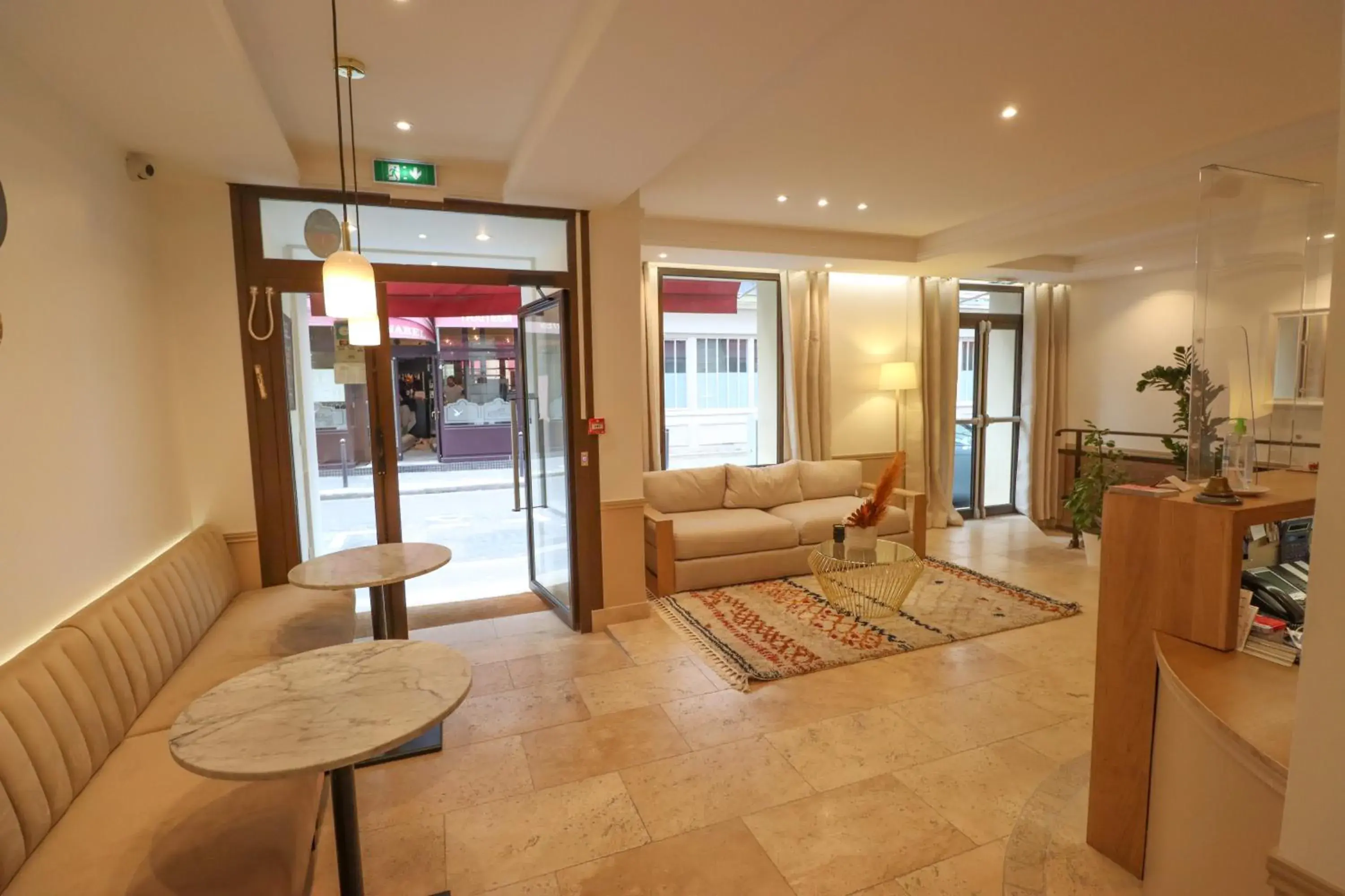 Lobby or reception in Little Hôtel Lobby or reception in Little Hôtel