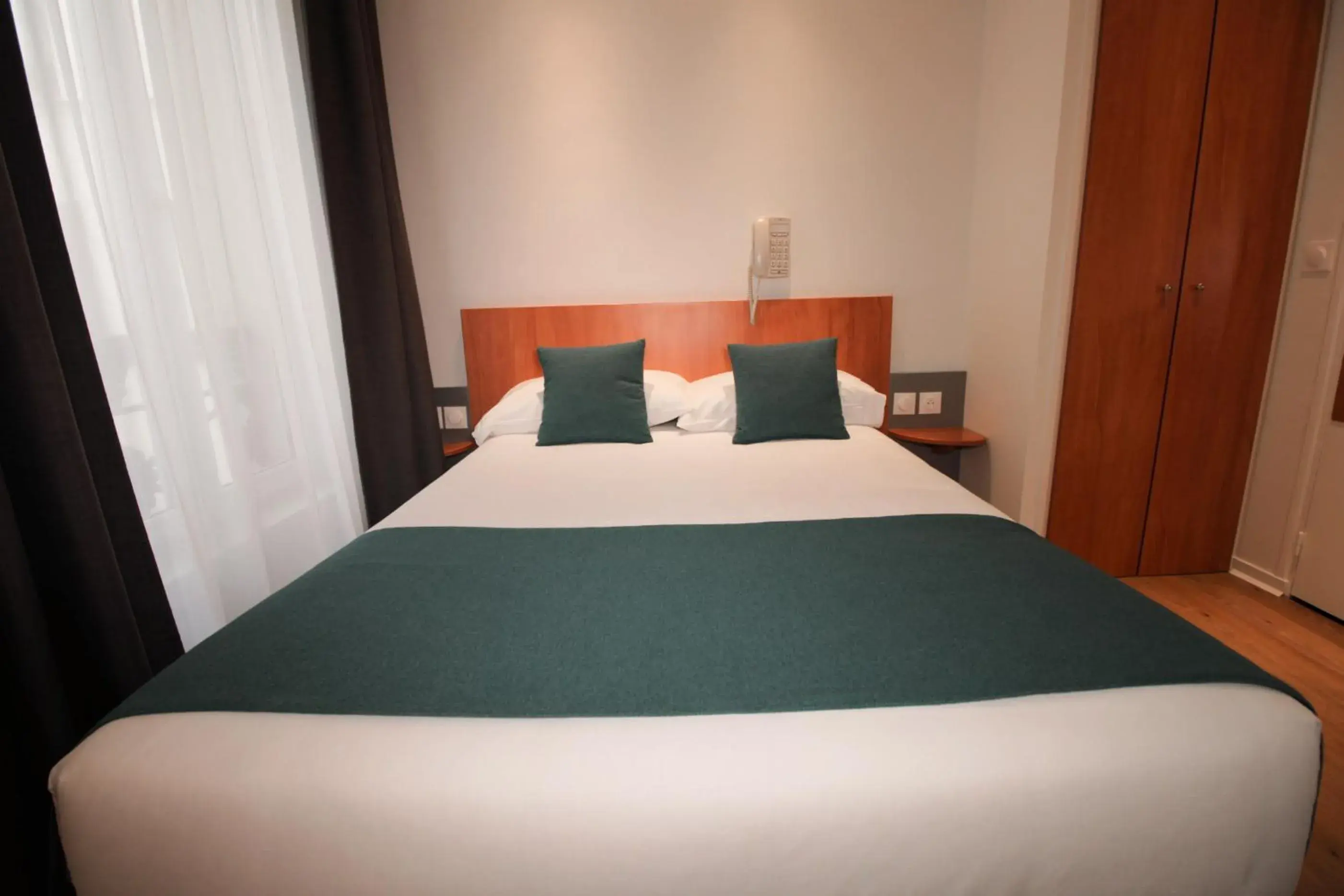 Bed in Little Hôtel Bed in Little Hôtel